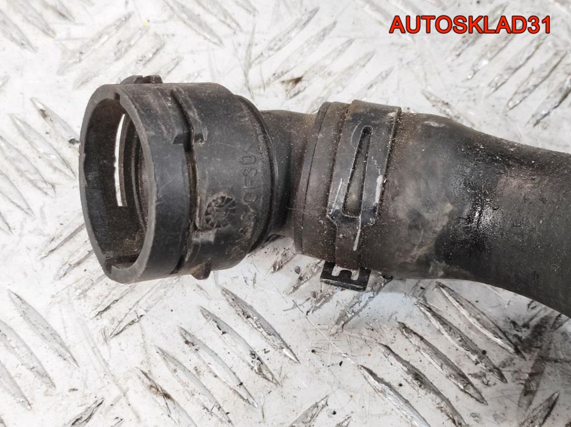 Патрубок системы охлаждения VW Golf 4 1,6 Бензин 1J0121049F, 2000 рублей, Дубовое