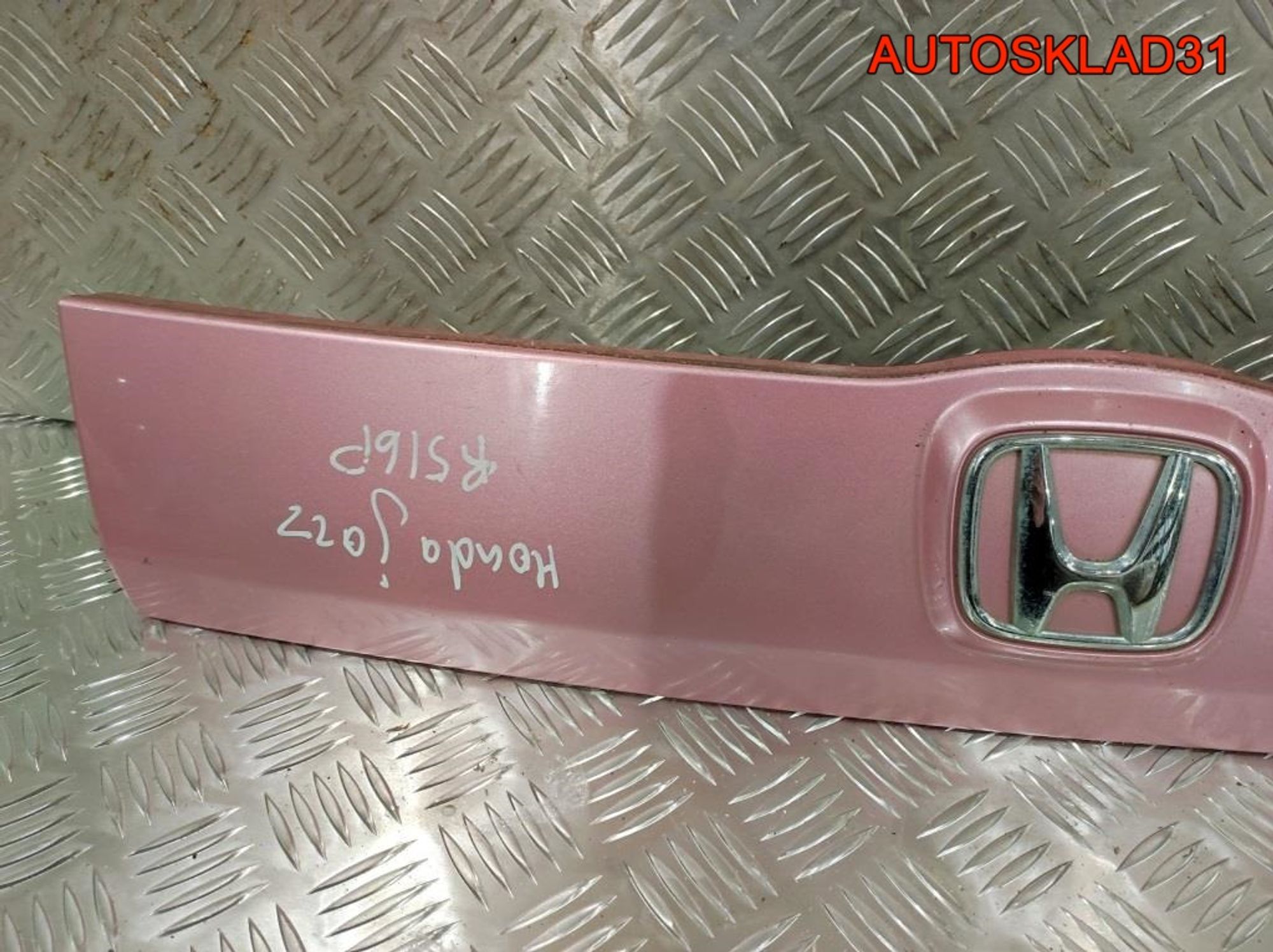 Накладка двери багажника Honda Jazz 77890SAA0030, 2300 рублей, Дубовое