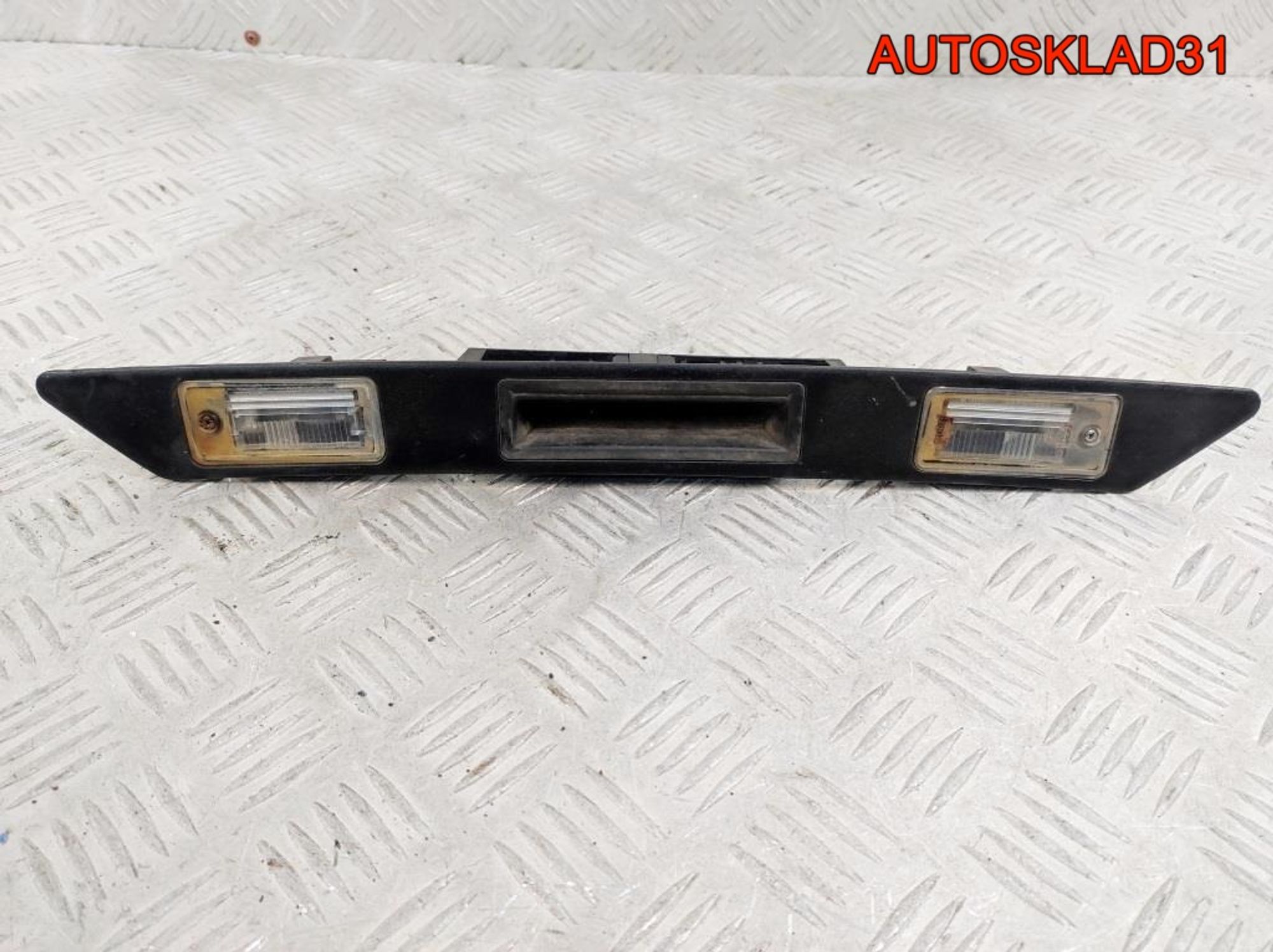 Накладка крышки багажника Audi A4 B6 Универсал, 3600 рублей, Дубовое