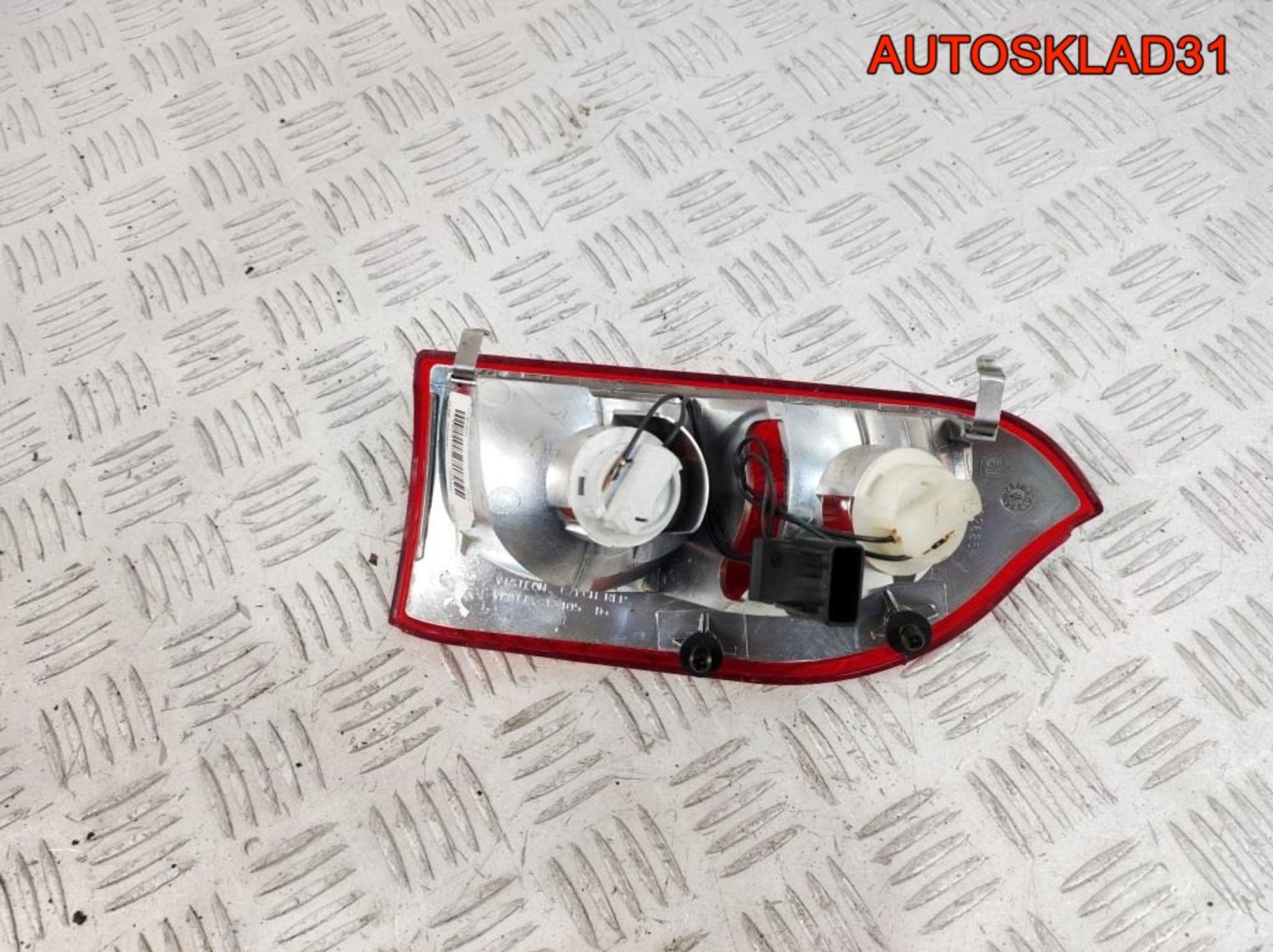 Фонарь задний левый Opel Insignia 13226854 Combi, 1000 рублей, Дубовое