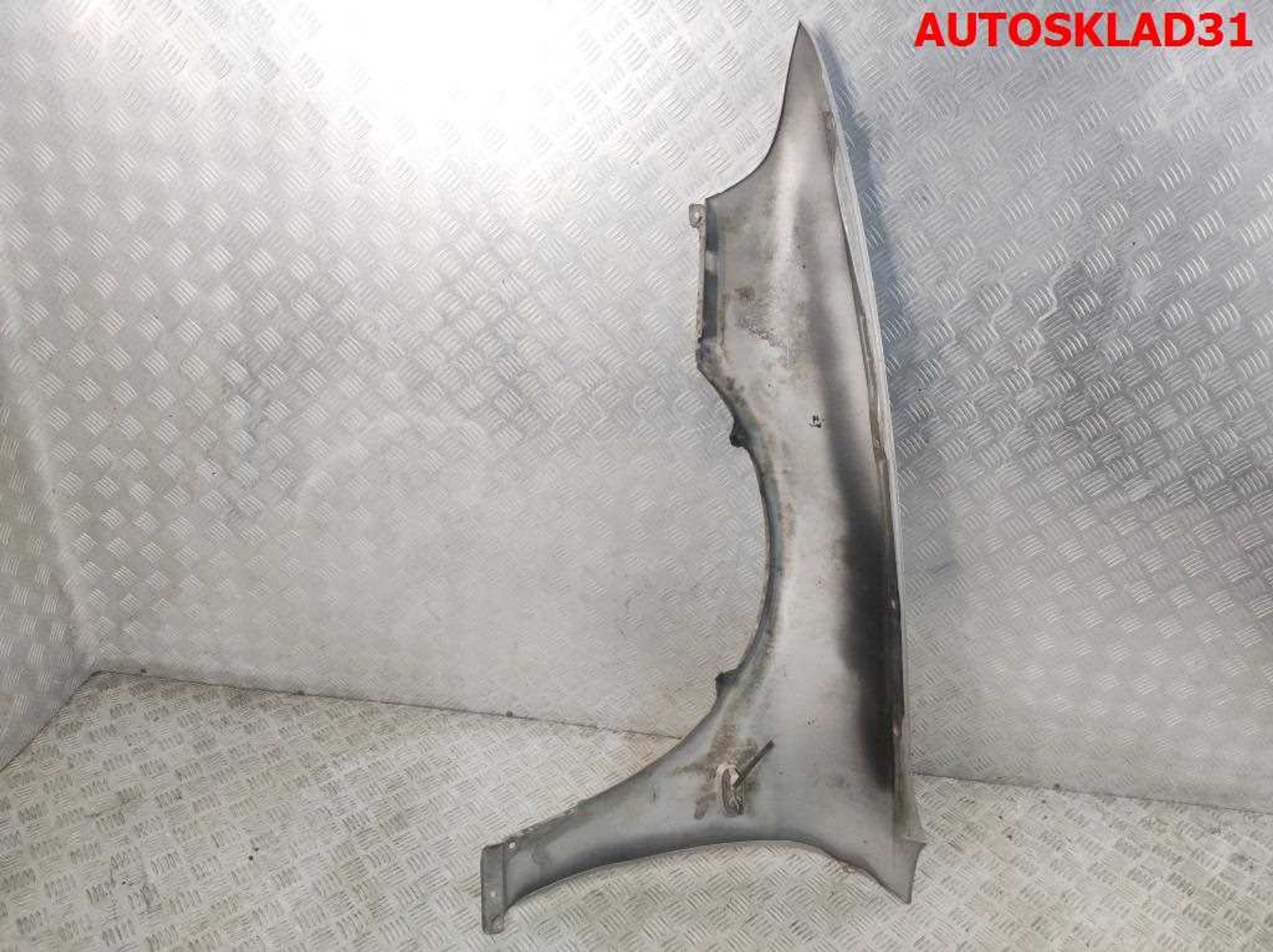 Крыло переднее правое Mitsubishi Galant 8 MR273256, 7000 рублей, Дубовое