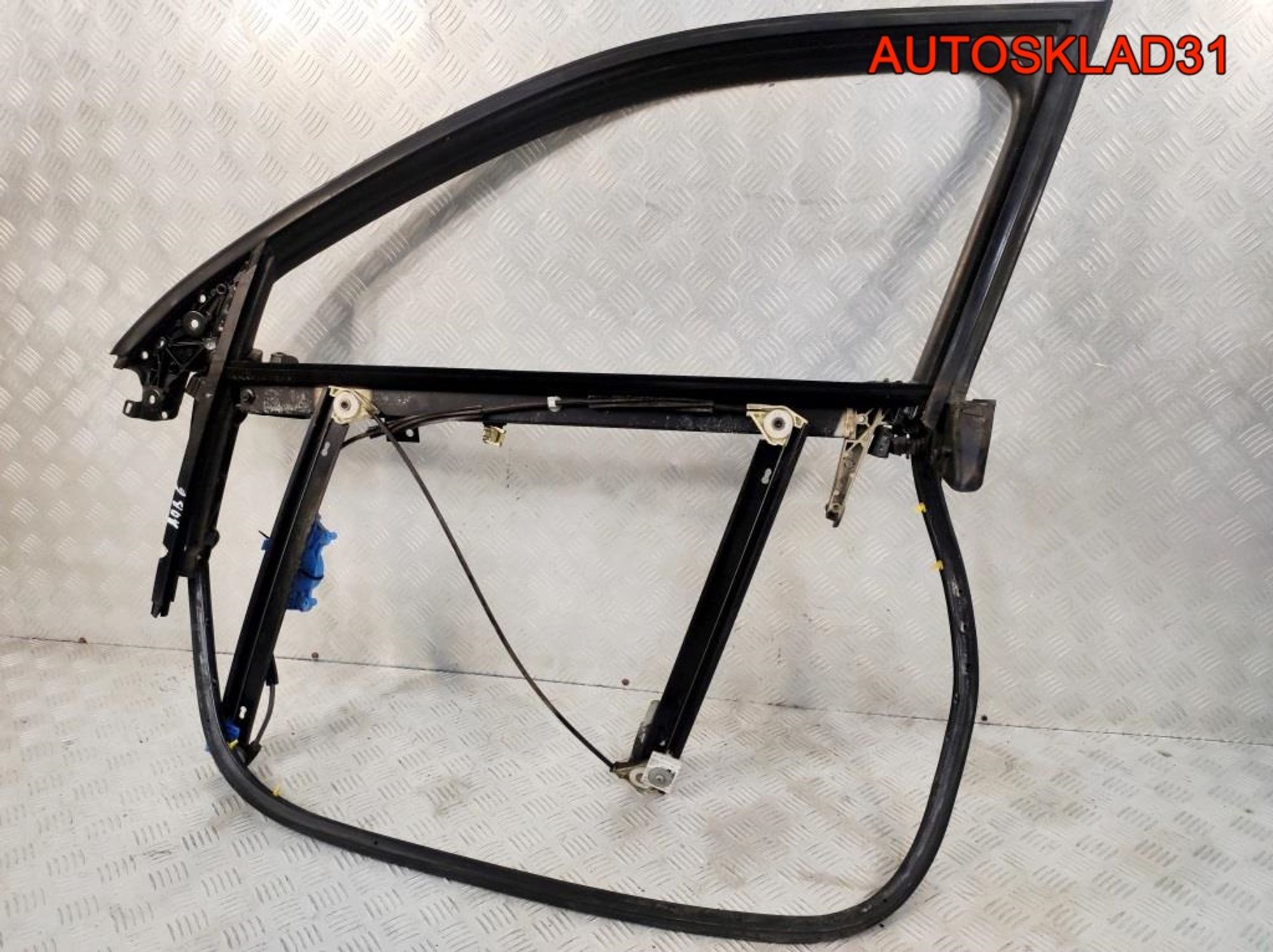 Рамка двери передней левой Audi A4 B 8E0837461A, 3700 рублей, Дубовое