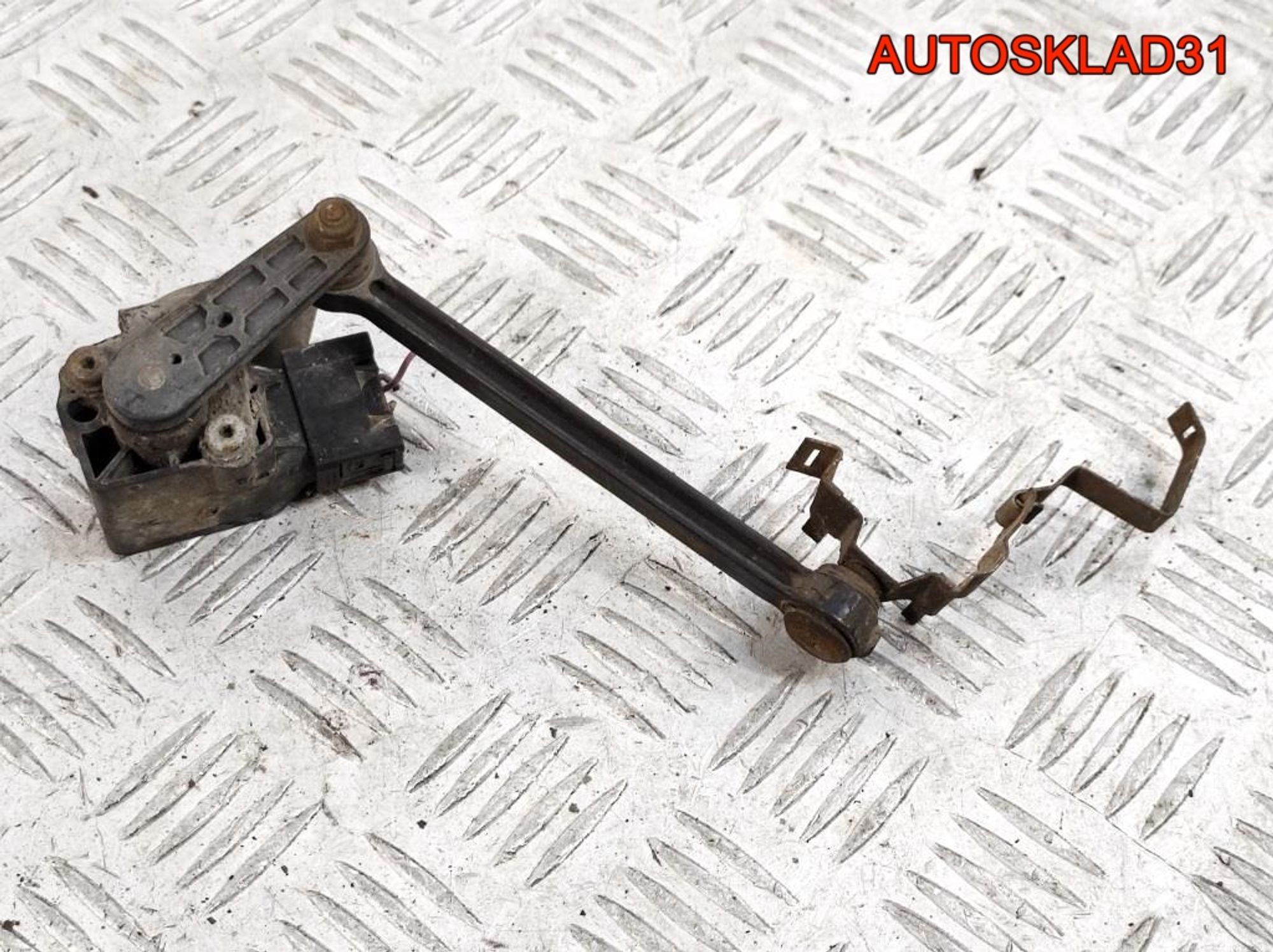 Датчик дорожного просвета Audi A6 C5 4B0907503, 1500 рублей, Дубовое