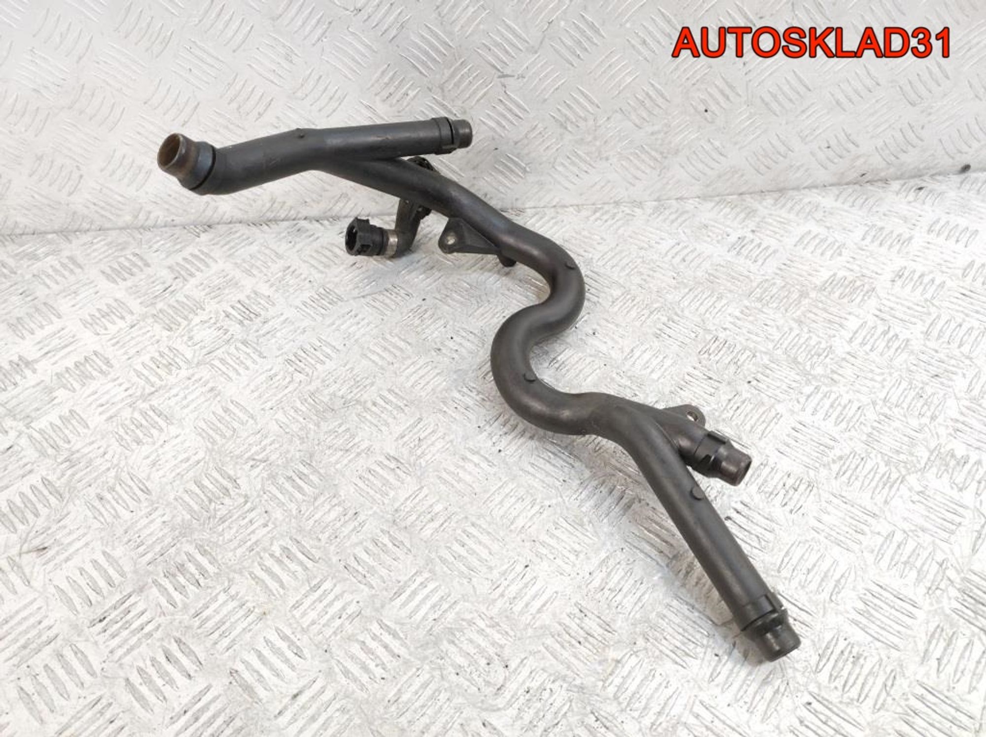 Трубка системы охлаждения Opel Omega B 2.5 Y25DT 11537785256, 3300 рублей, Дубовое