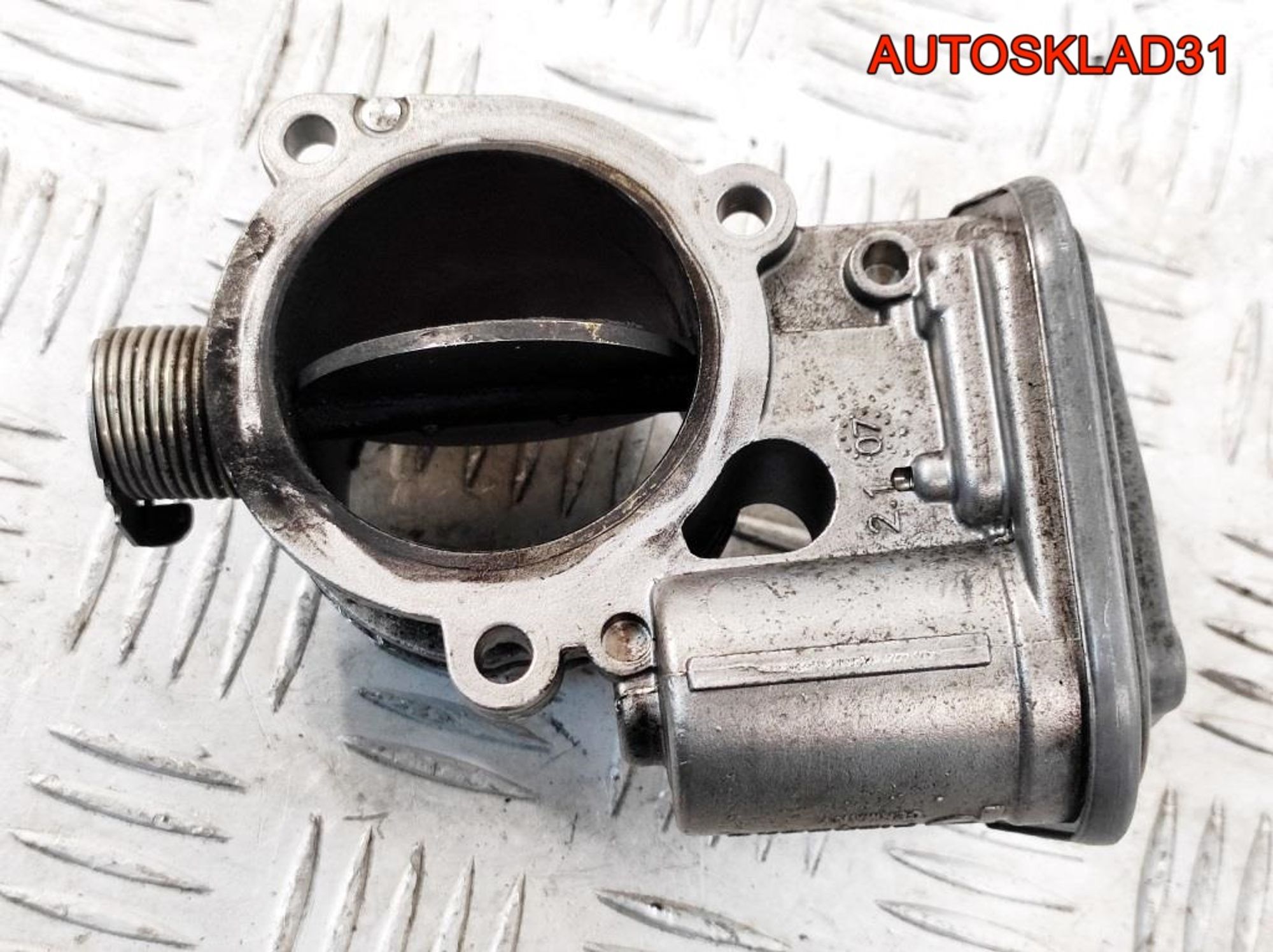 Заслонка дроссельная BMW E90 2.0 N47D20A 13547804373, 1500 рублей, Дубовое