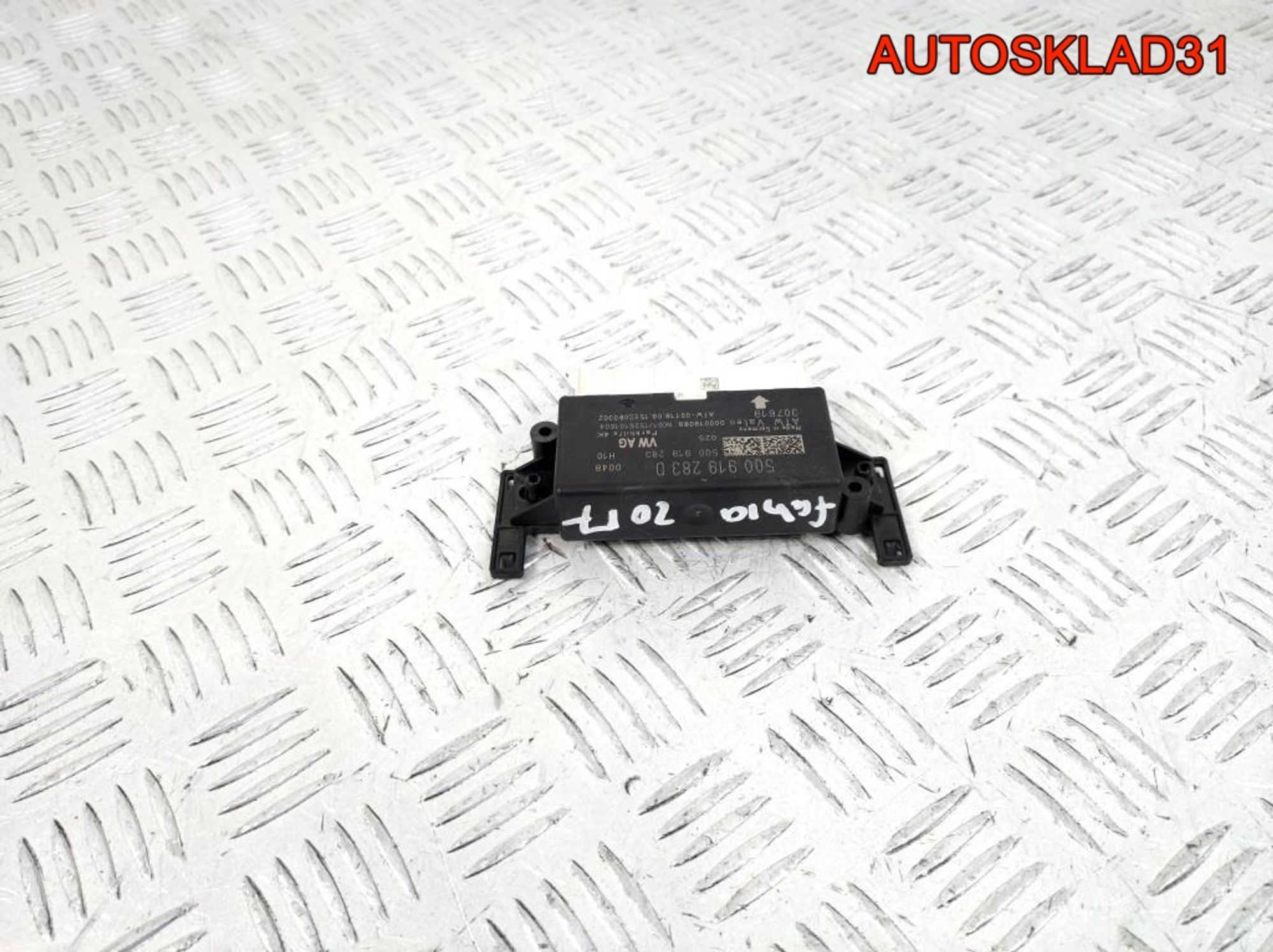 Блок парктроников Skoda Fabia 3 5Q0919283D, 2500 рублей, Дубовое