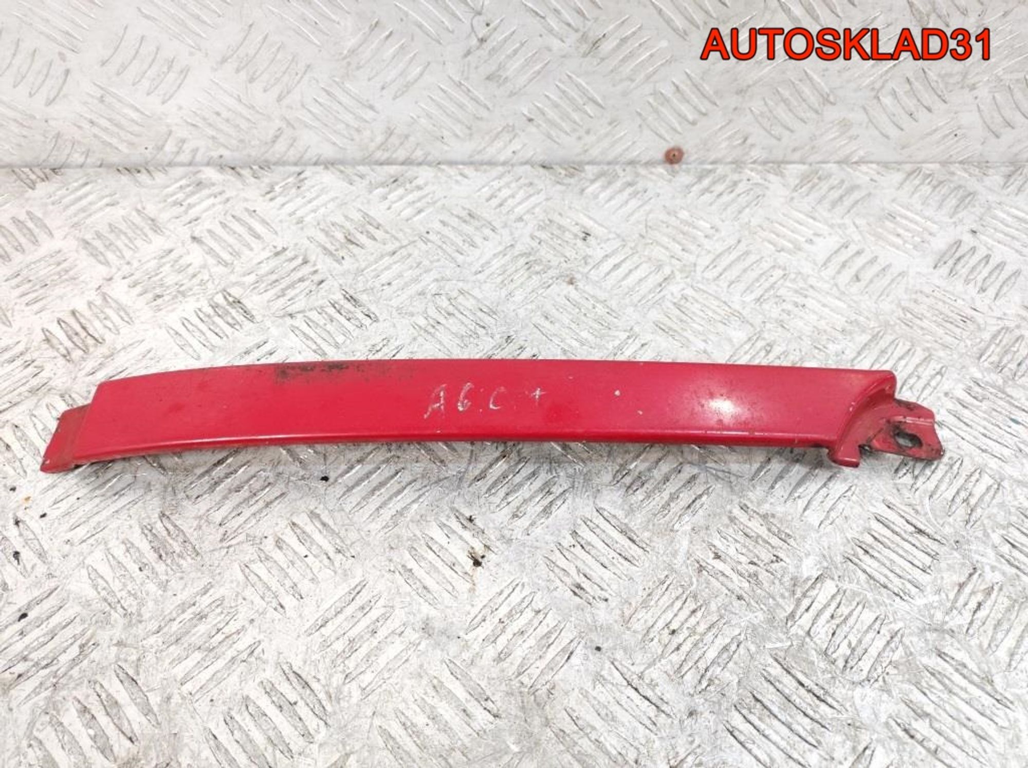 Планка под фару левая Audi A6 C4 4A0853207D, 1200 рублей, Дубовое