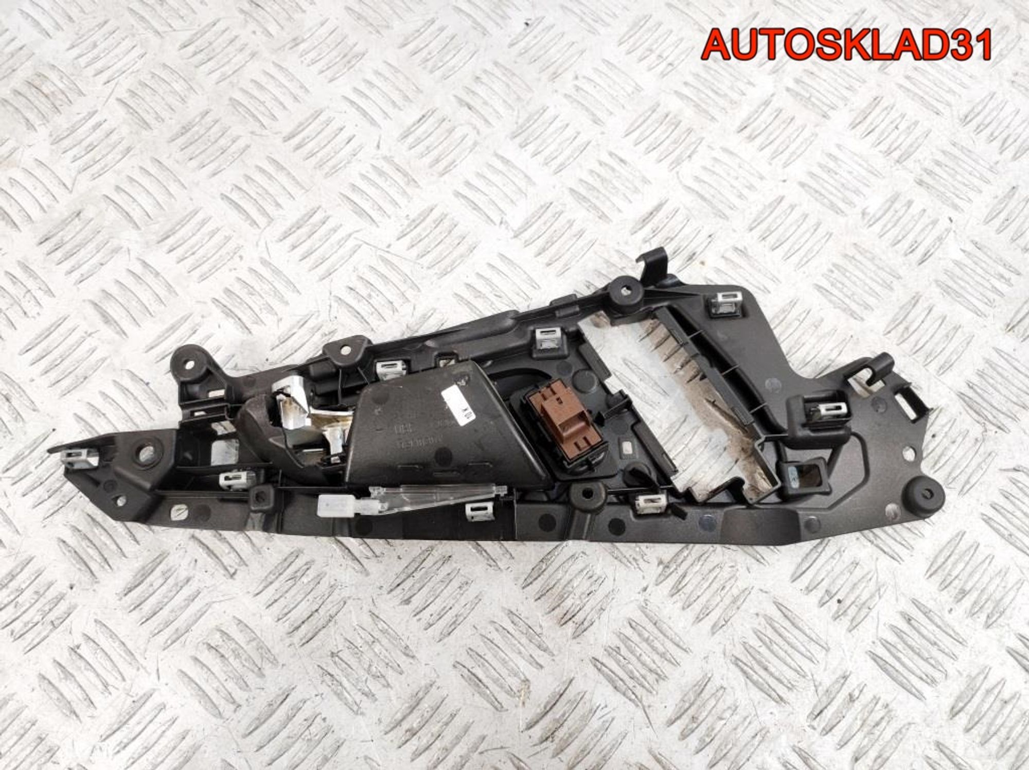 Ручка передняя внутренняя левая Audi A6 C7 4G 4G0837019A, 1000 рублей, Дубовое