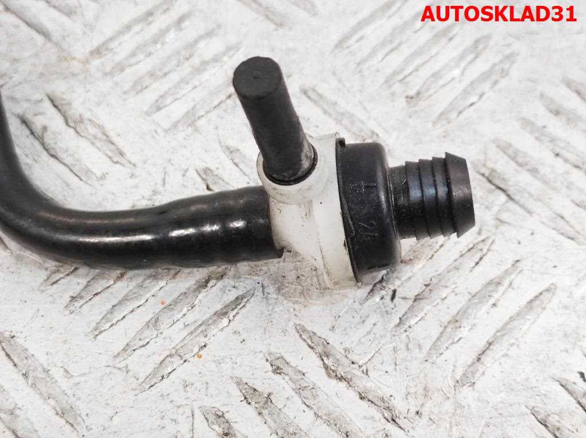 Трубка вакуумная Mercedes Benz W204 A2044303329, 700 рублей, Дубовое