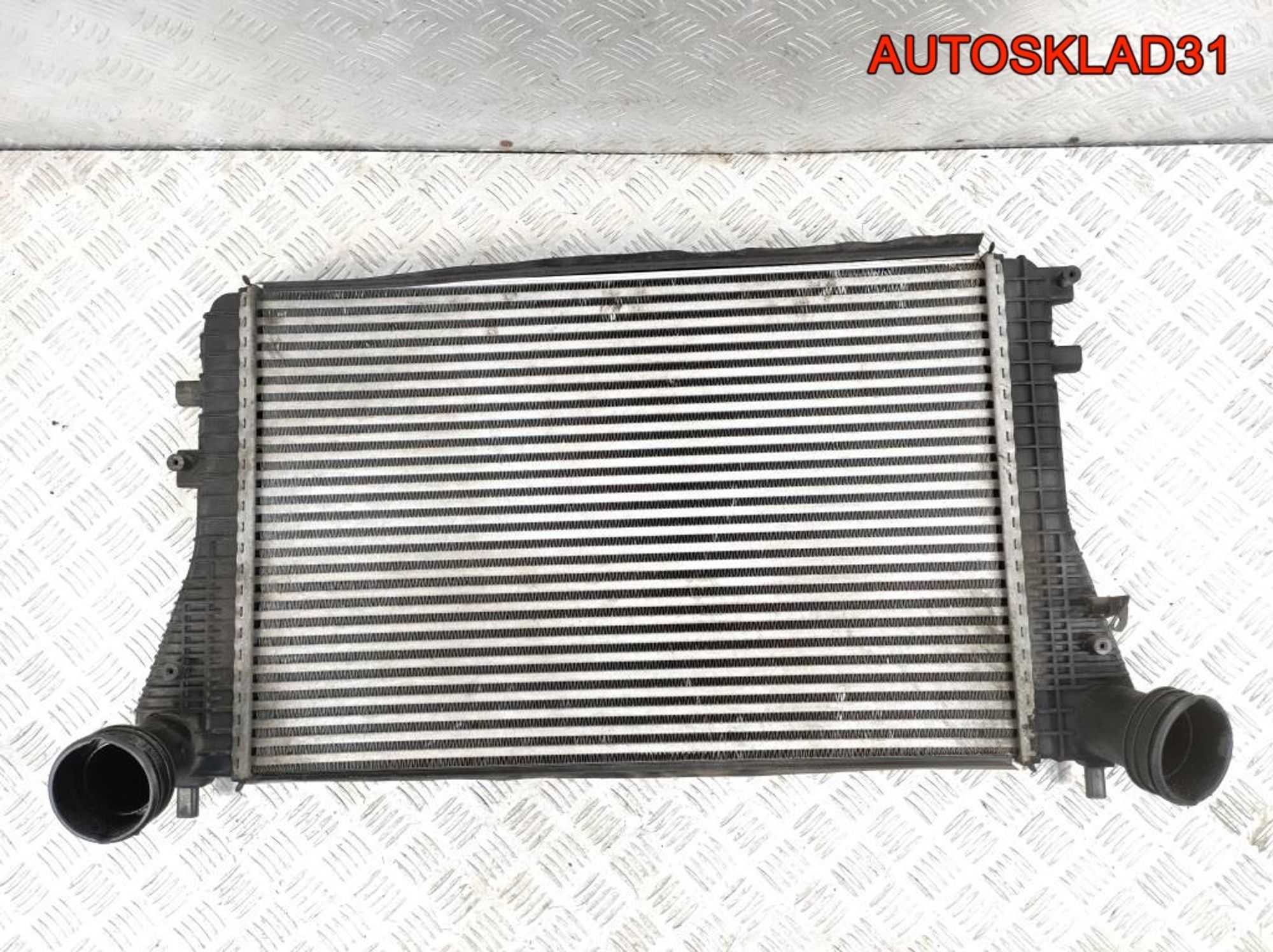 Интеркулер VW Passat B6 2,0 Дизель 1K0145805G, 2000 рублей, Дубовое