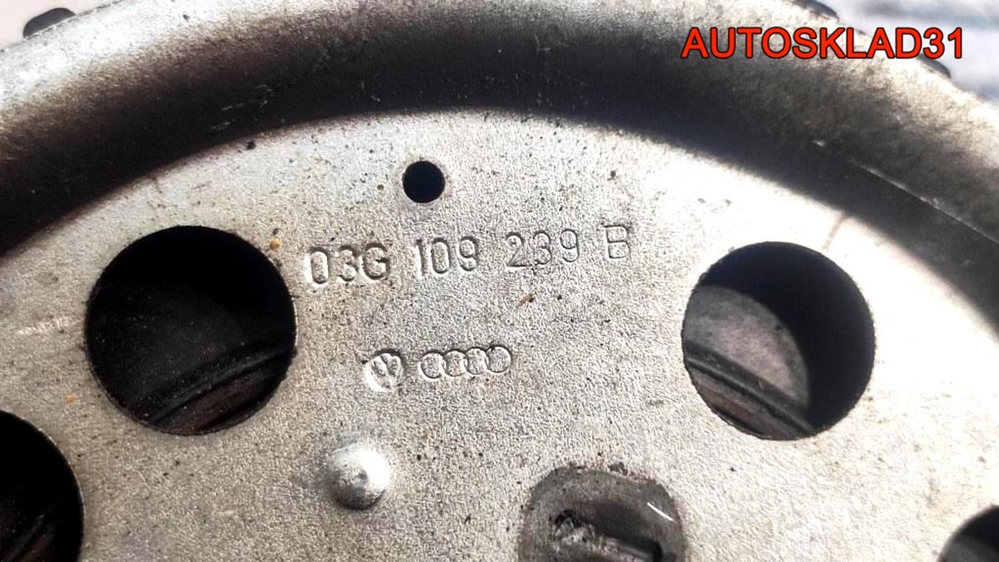 Шестерня распредвала Audi A4 B7 2,0 Дизель 03G109239B, 2500 рублей, Дубовое