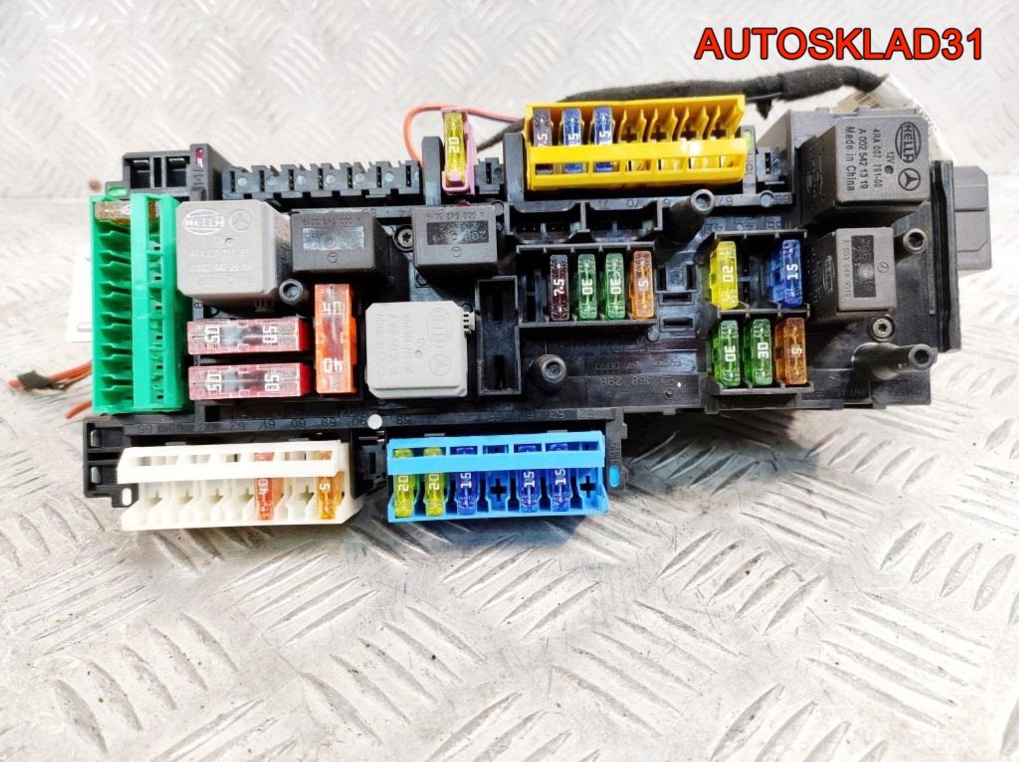 Блок предохранителей Mercedes GLK X204 A2049001402, 8500 рублей, Дубовое