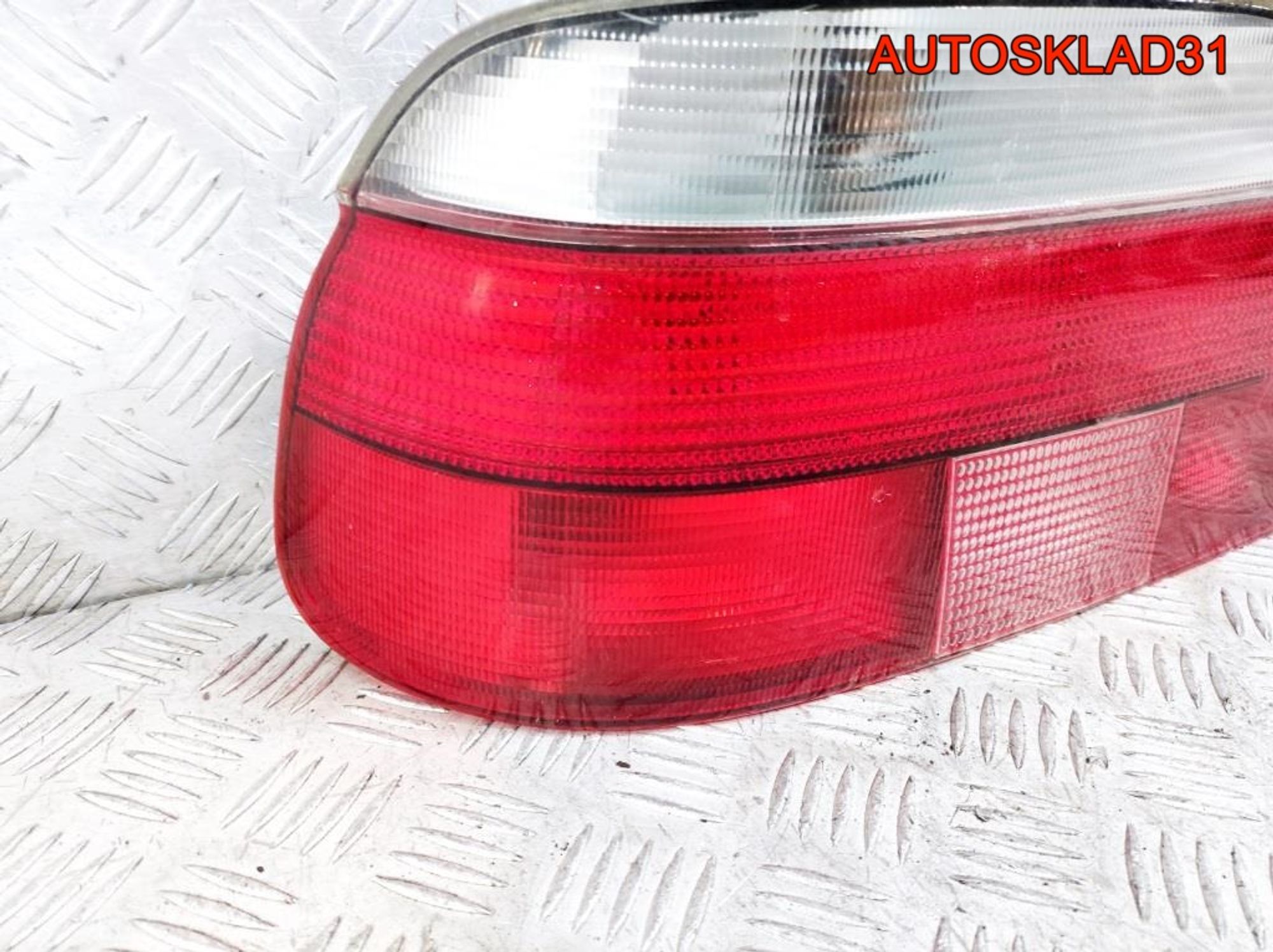 Фонарь задний левый BMW E39 8358031 Седан, 1300 рублей, Дубовое