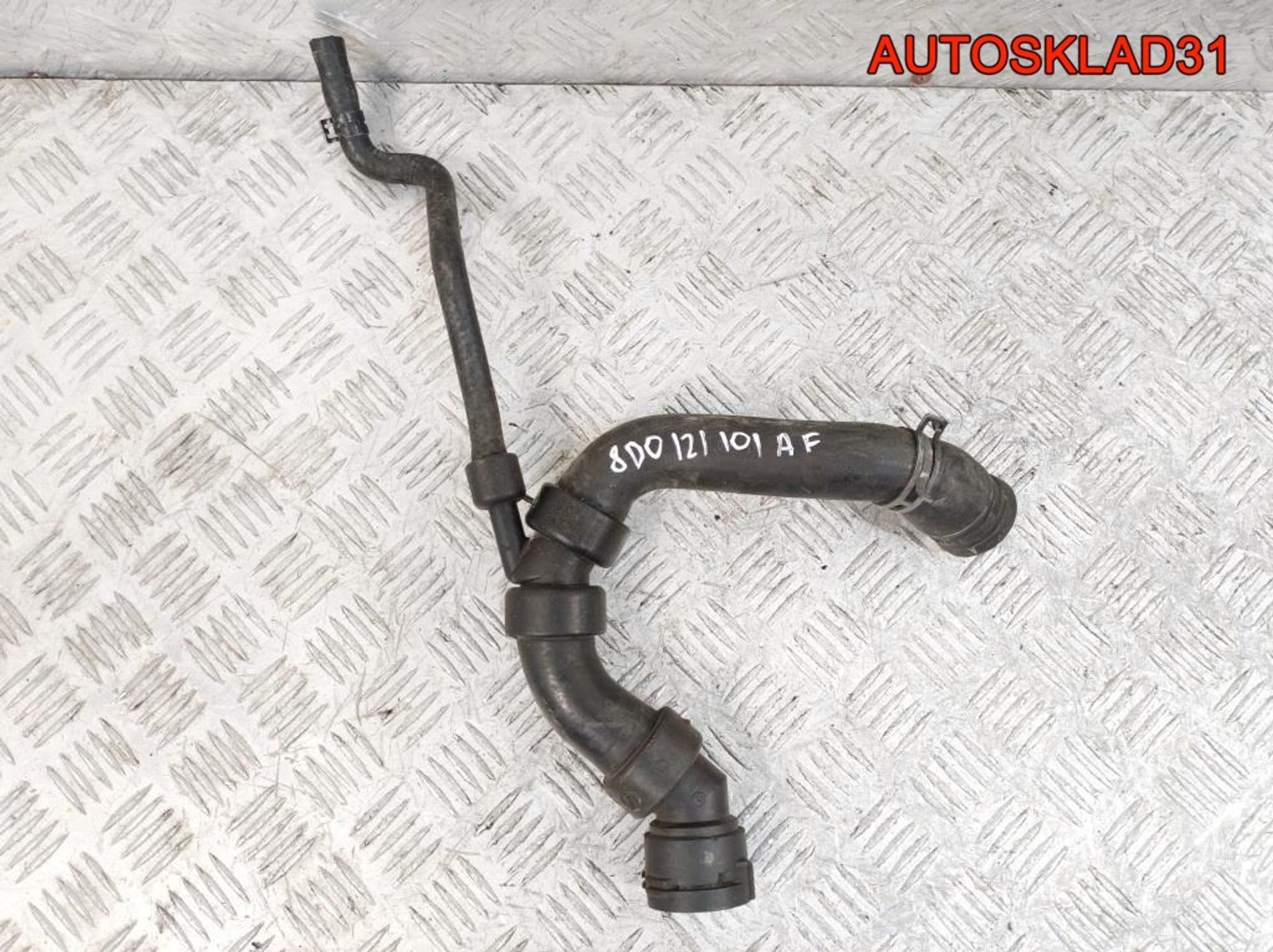 Патрубок радиатора VW Passat B5 2,8 AMX 8D0121101AF, 2000 рублей, Дубовое