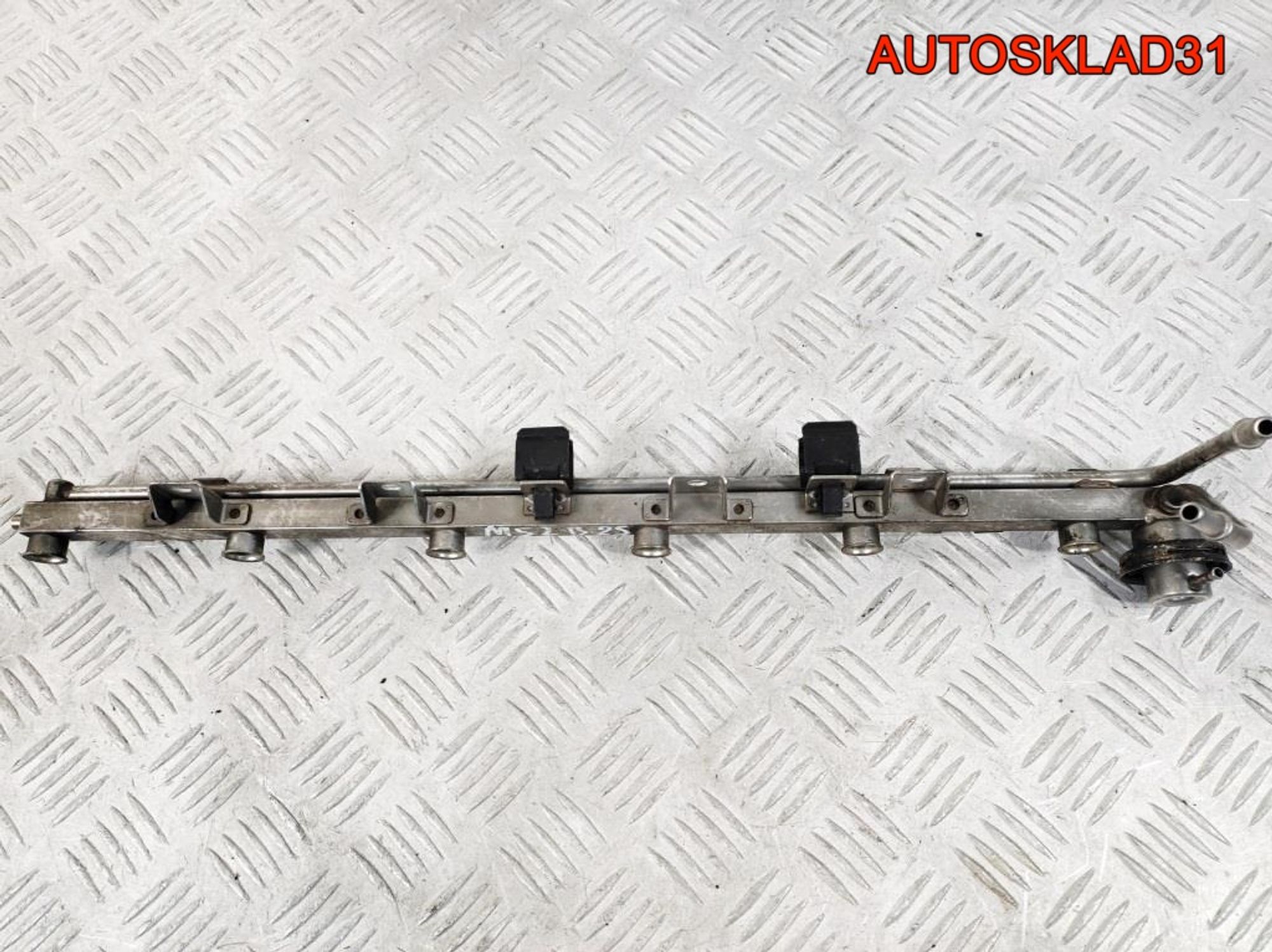 Рейка топливная BMW E39 2,5 M52B25 13531436468, 900 рублей, Дубовое