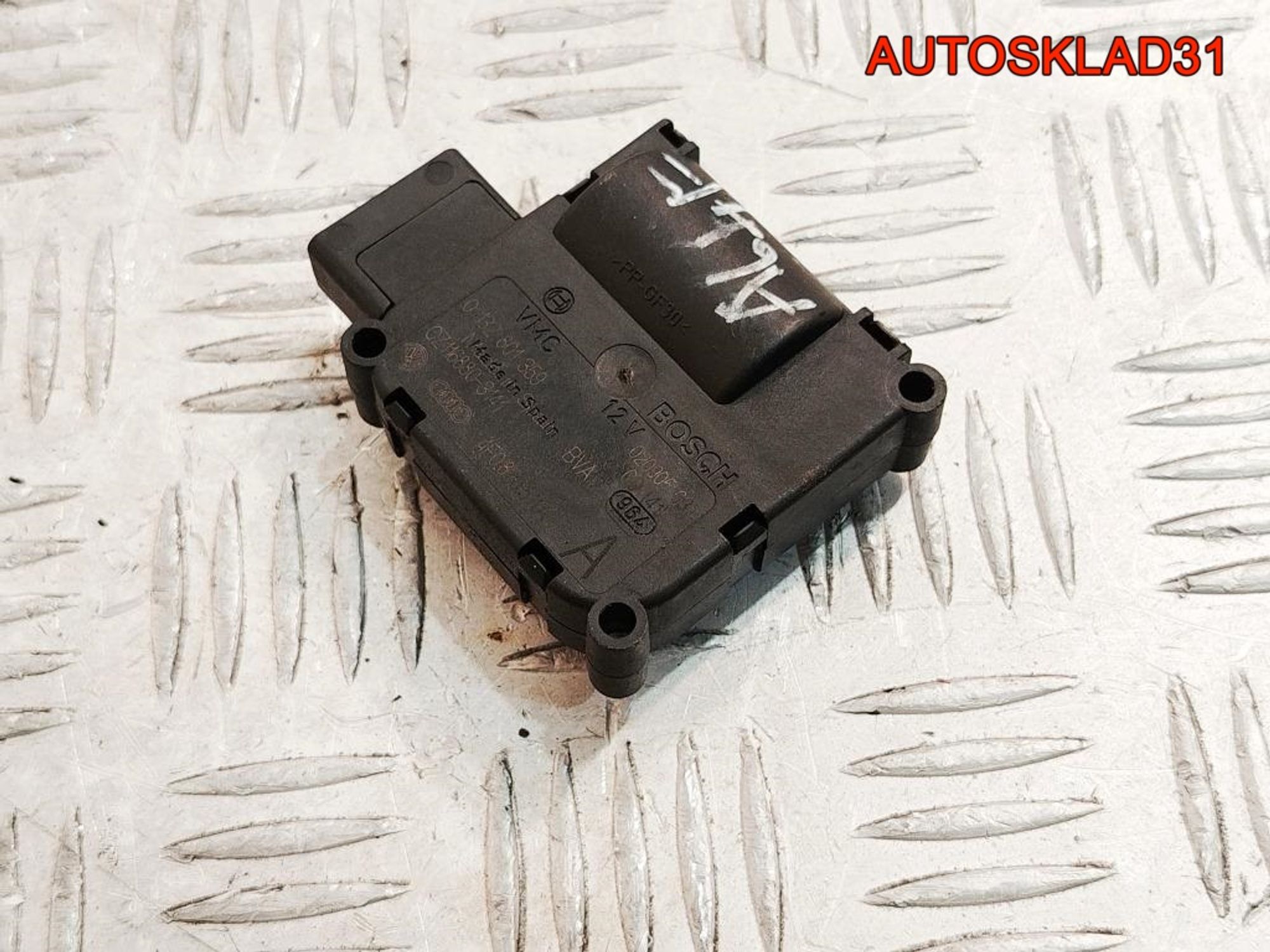 Сервопривод отопителя Audi A6 C6 4F0820511A, 600 рублей, Дубовое