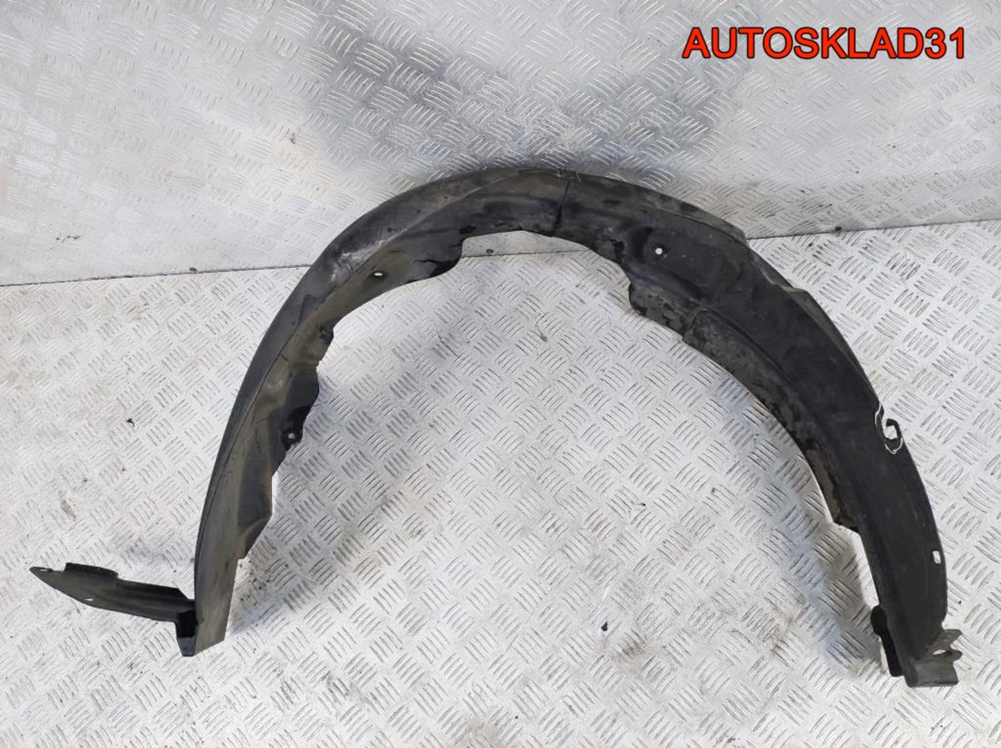 Локер передний левый Kia Ceed 868151H000, 2900 рублей, Дубовое