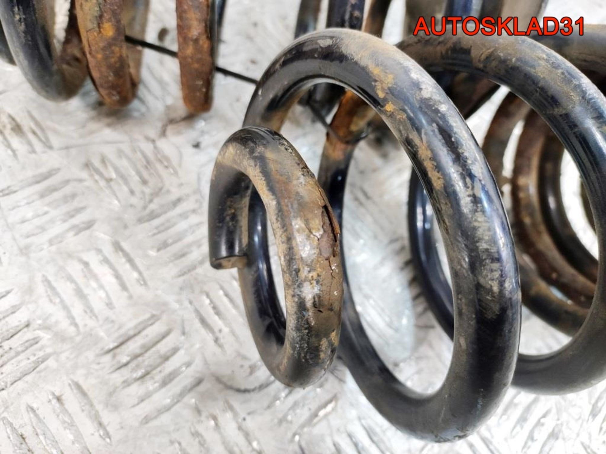 Пружина задняя спортивная Комплект BMW E46 29419HA Универсал, 2000 рублей, Дубовое