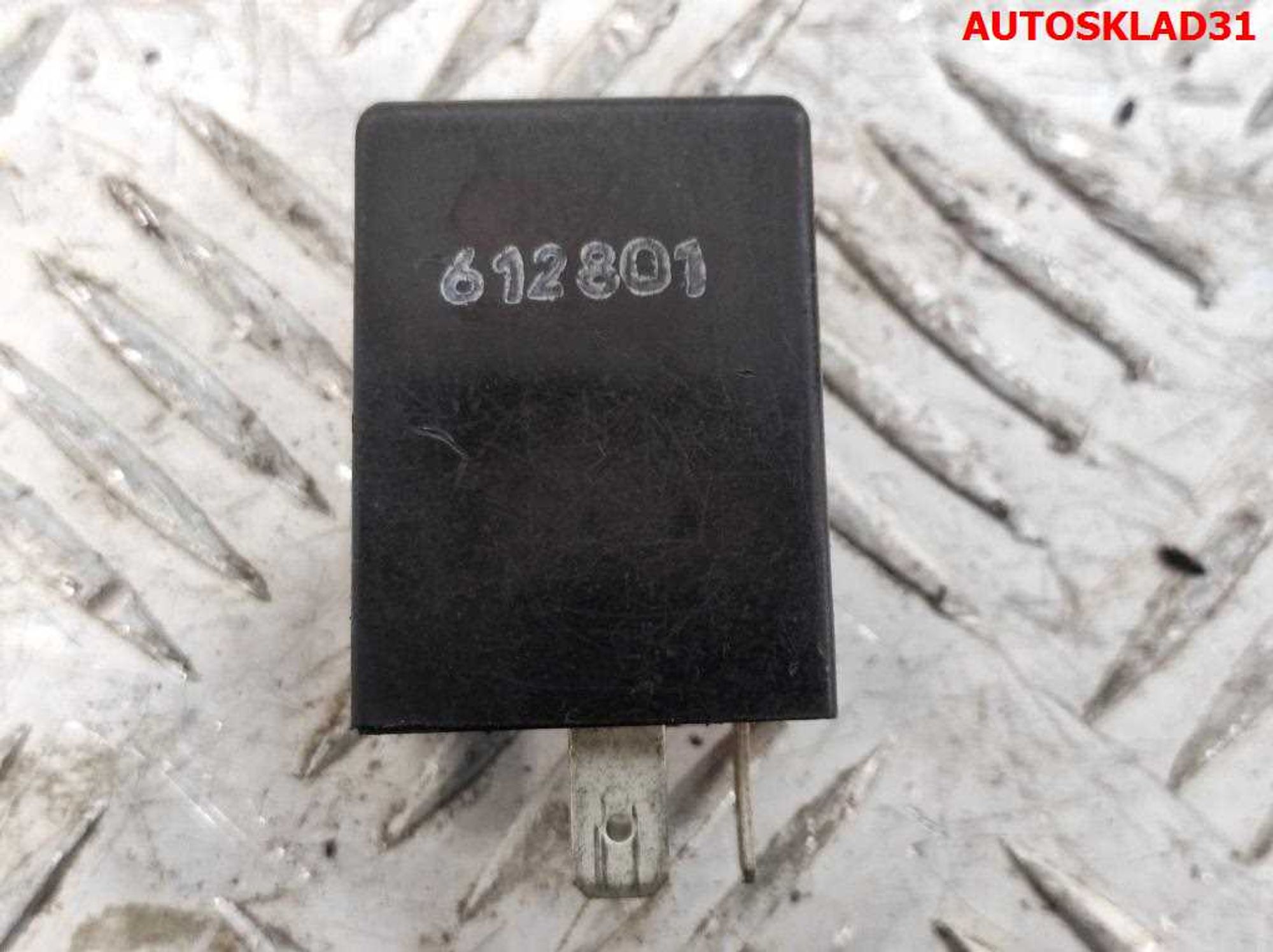 Реле Audi 100 C4 111953227D, 1000 рублей, Дубовое