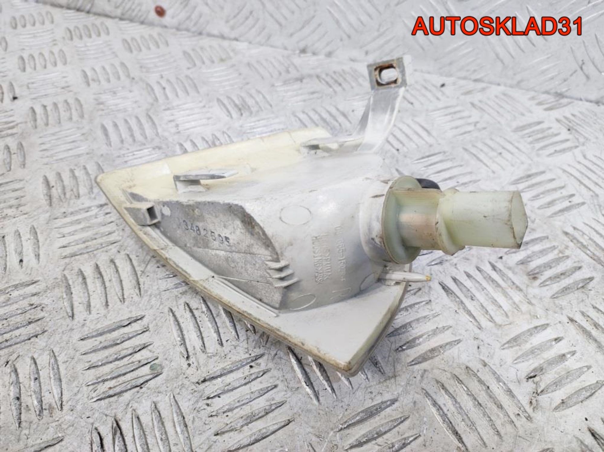 Указатель поворота правый белый Skoda Octavia A4, 500 рублей, Дубовое