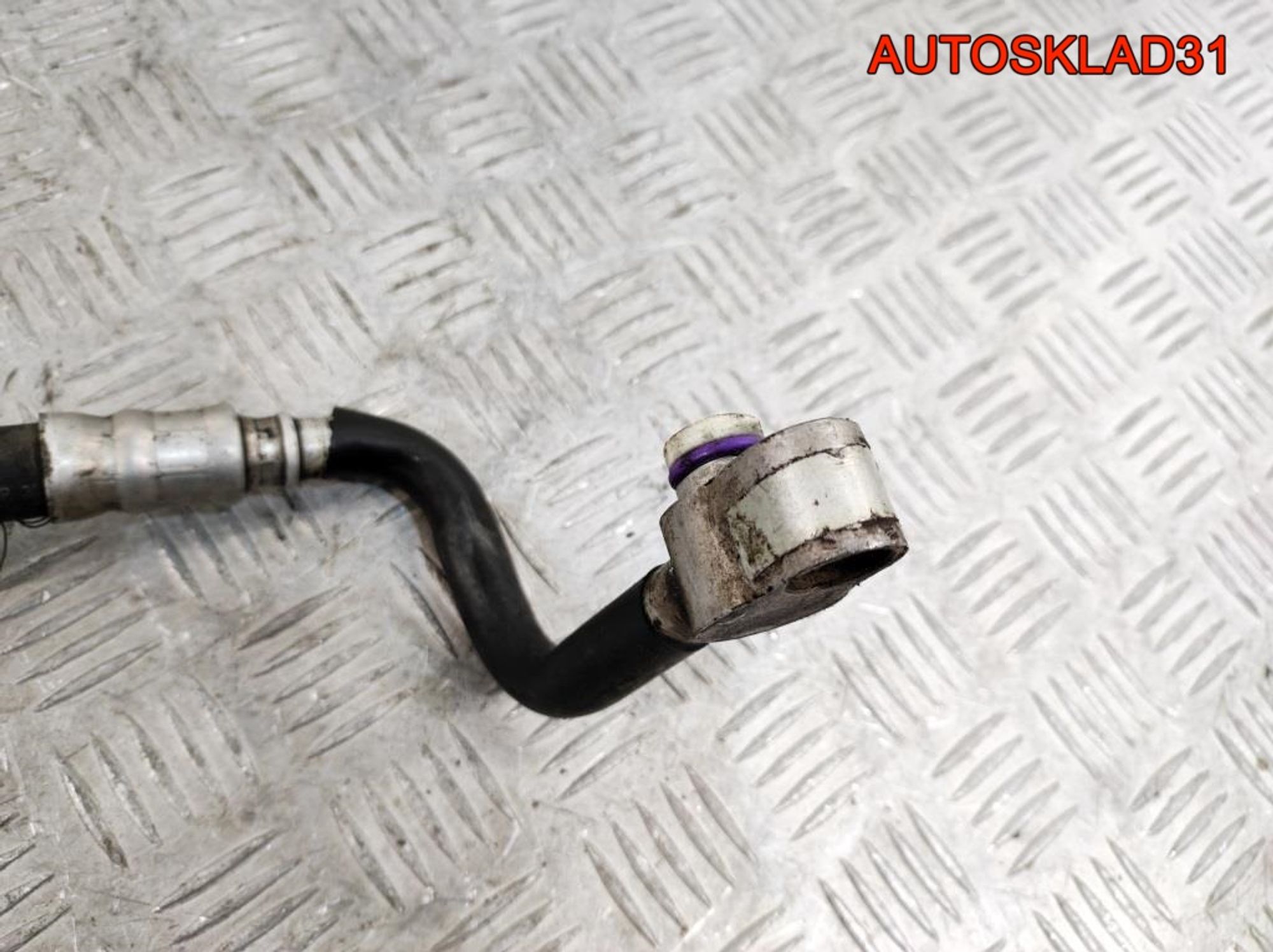 Трубка кондиционера Audi A6 C6 2.4 BDW 4F0260701L, 2300 рублей, Дубовое