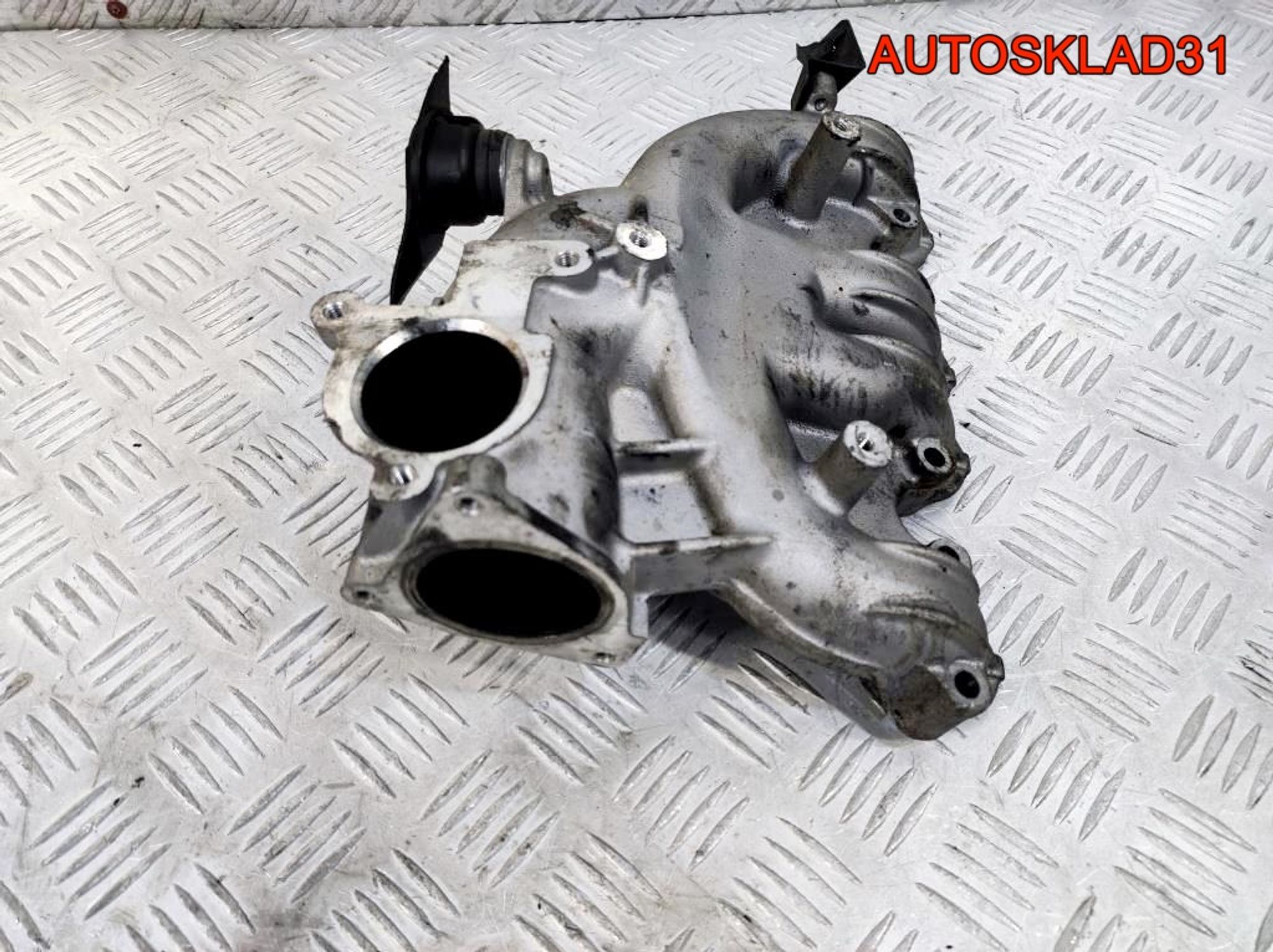 Коллектор впускной Audi A4 B6 038129713BM Дизель, 900 рублей, Дубовое