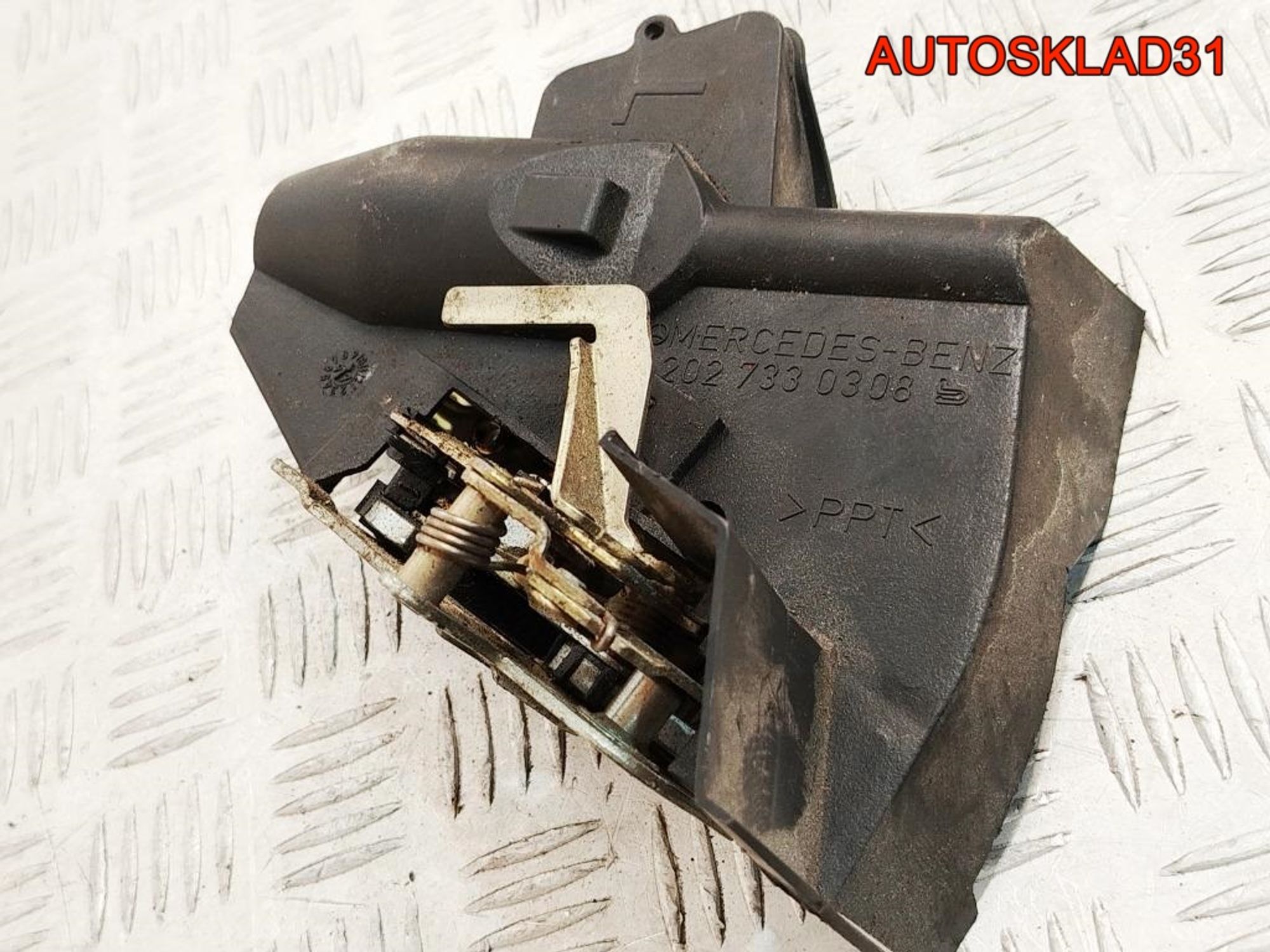 Замок двери задней левой Mercedes Benz W210 A2027300535, 1500 рублей, Дубовое