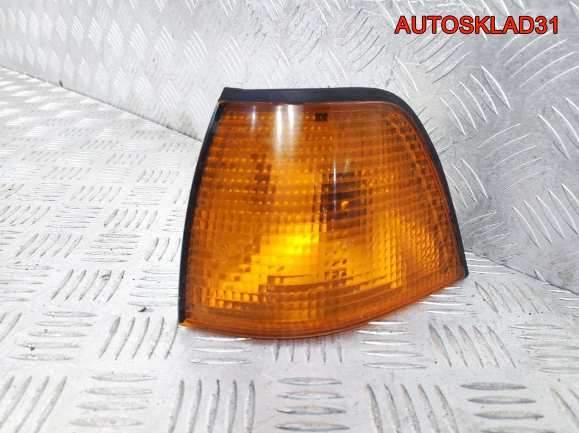 Указатель поворота левый желтый BMWE36 1387043, 500 рублей, Дубовое