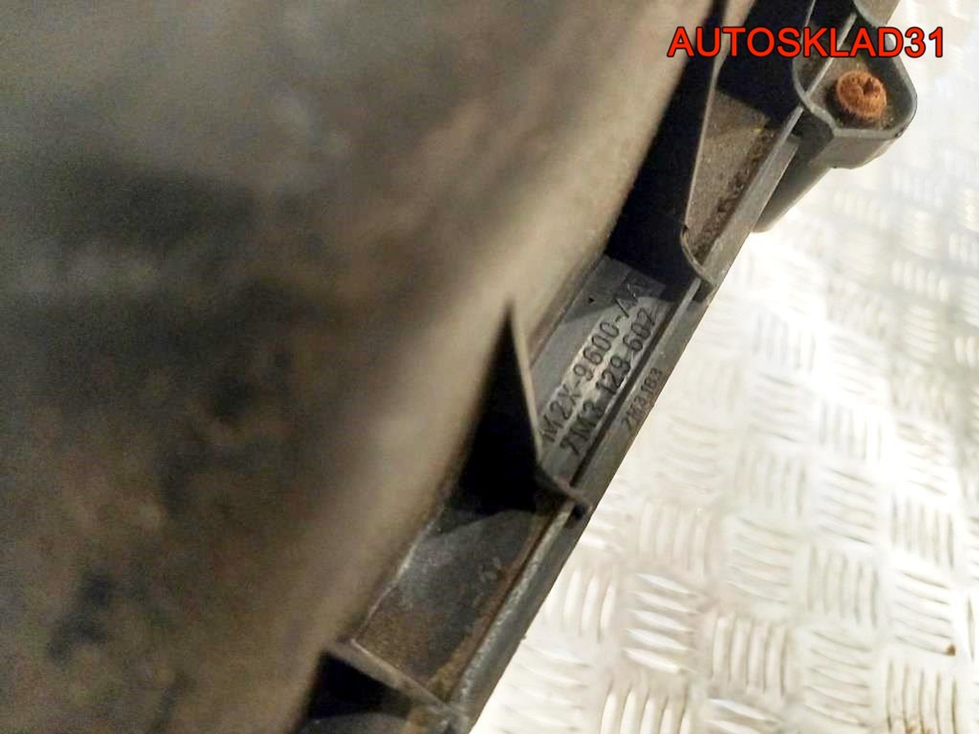 Корпус воздушного фильтра VW Sharan 7M3129607, 1800 рублей, Дубовое