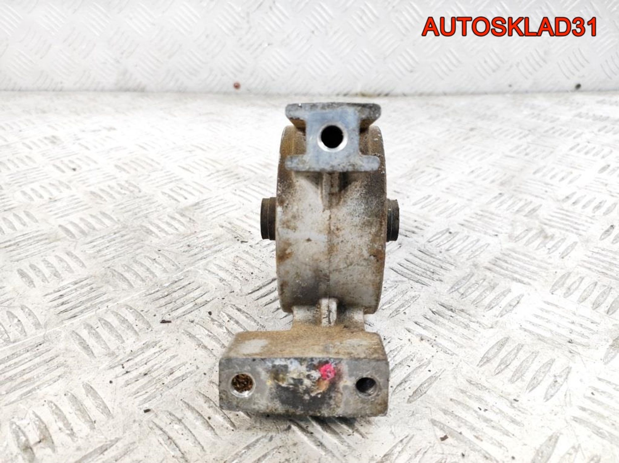 Опора двигателя задняя Kia Rio 2 1,4 G4EE Бензин 219351G000, 1500 рублей, Дубовое