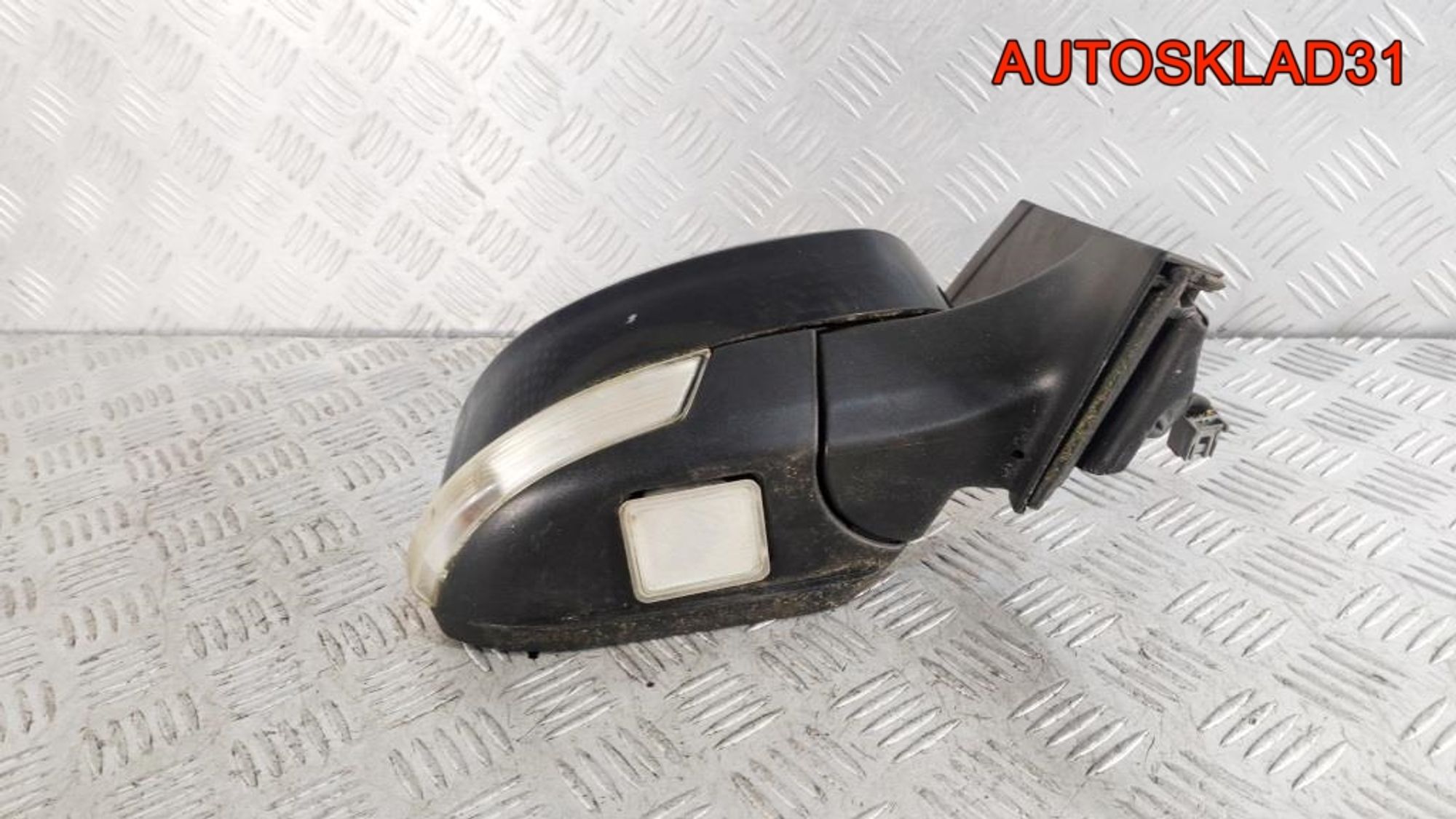 Зеркало правое Ford Focus 2 1728322 Рестайлинг, 6000 рублей, Дубовое
