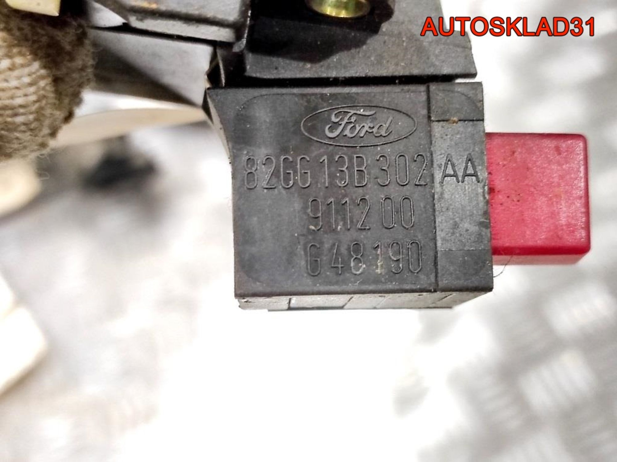 Переключатель поворотов Ford Granada 2 82GG13B302AA, 1500 рублей, Дубовое