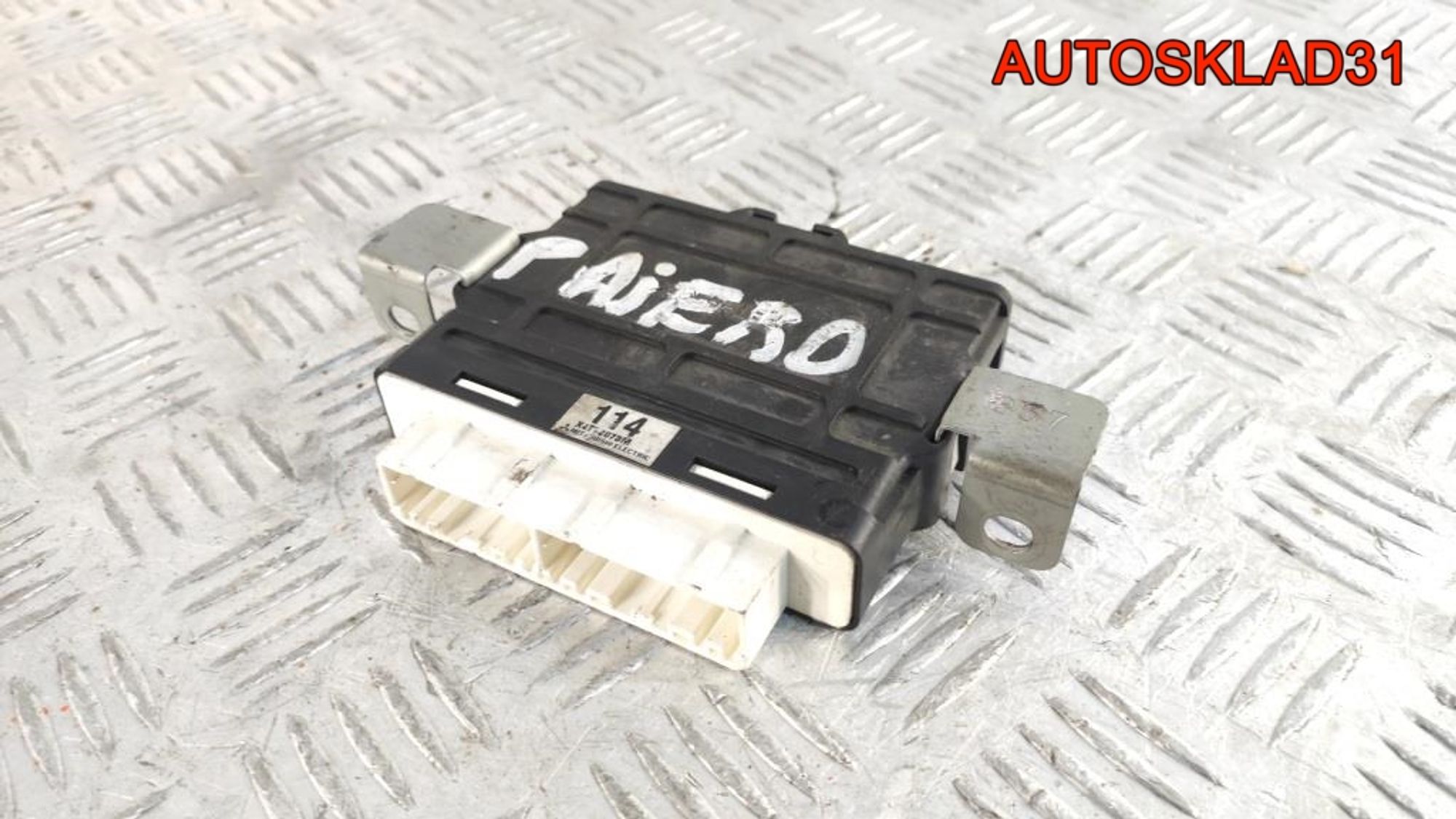 Блок управления полным приводом Mitsubishi Pajero 3 MR580114, 1500 рублей, Дубовое