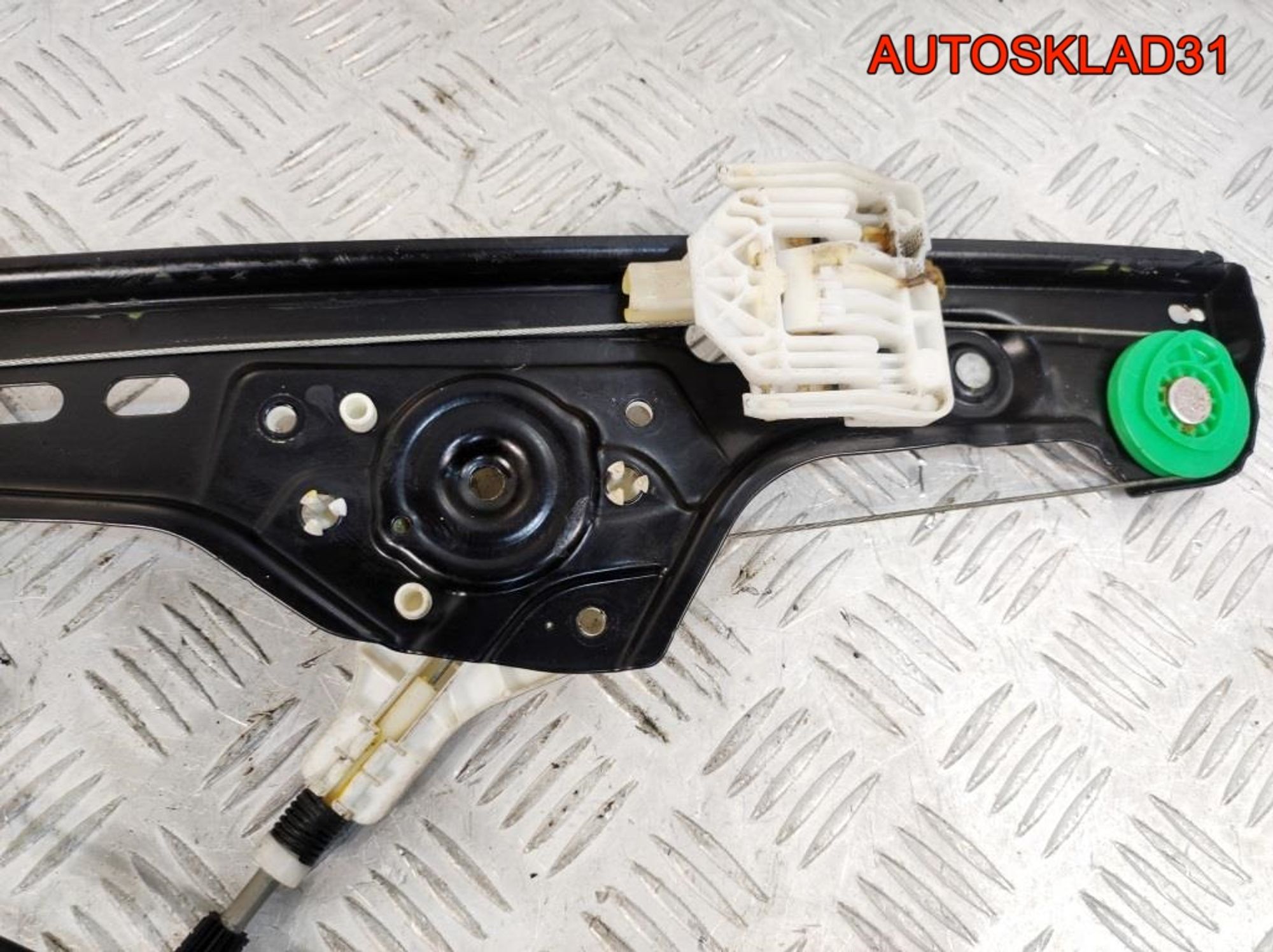 Стеклоподъемник передний правый BMW 3 серия E90 51337140588, 2100 рублей, Дубовое