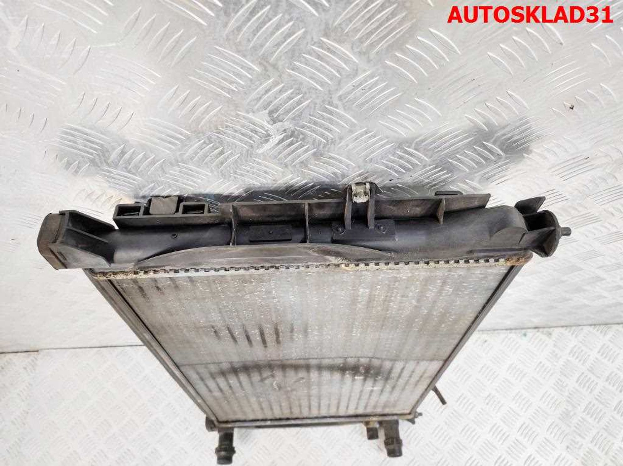 Радиатор основной Audi A4 B5 1,6 Бензин 8D0121251Q, 3000 рублей, Дубовое
