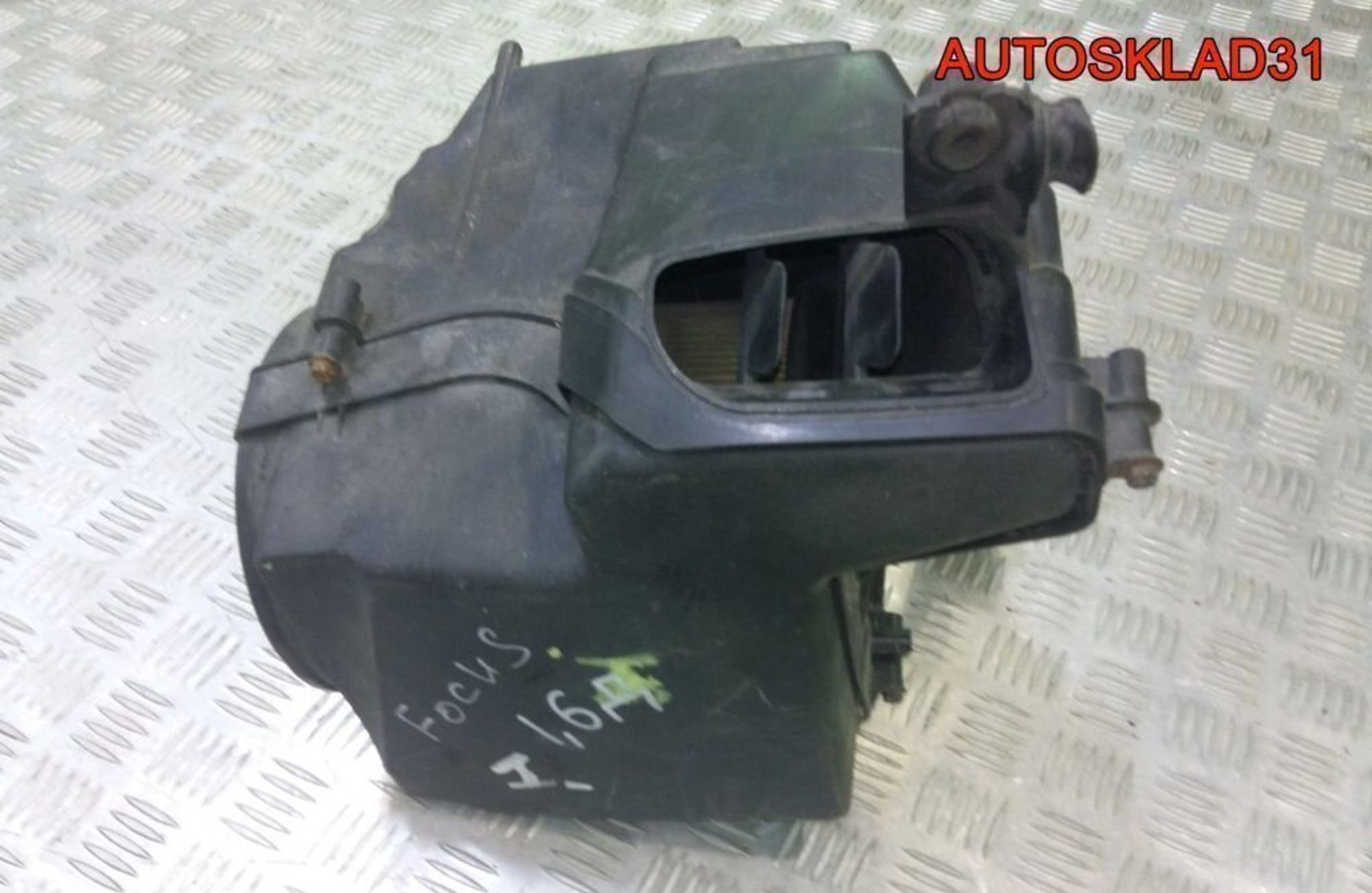 Корпус воздушного фильтра Ford Focus 2 7M519600BF, 2500 рублей, Дубовое