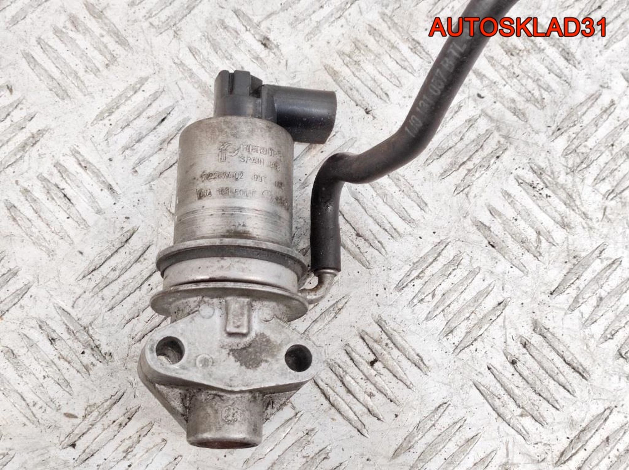 Клапан EGR VW Golf 4 1,6 BFQ 06A131501F, 1000 рублей, Дубовое