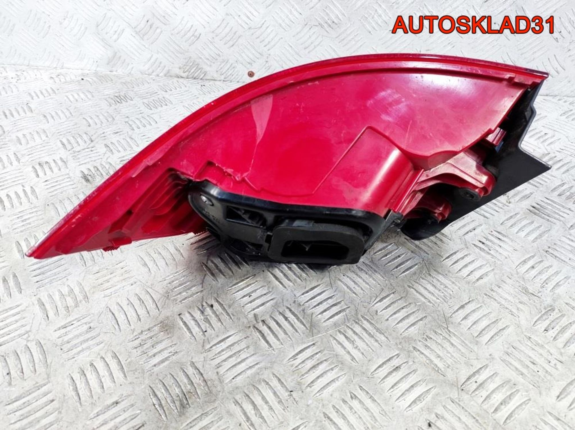 Фонарь задний левый VW Passat B7 3AF945095A, 4100 рублей, Дубовое