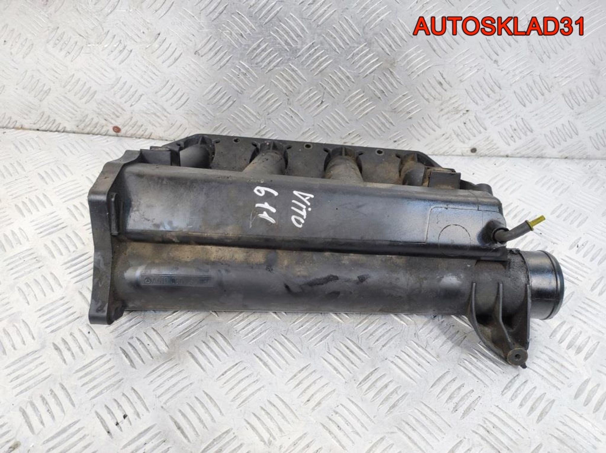 Коллектор впускной Mercedes Vito W638 A6110903237, 1300 рублей, Дубовое