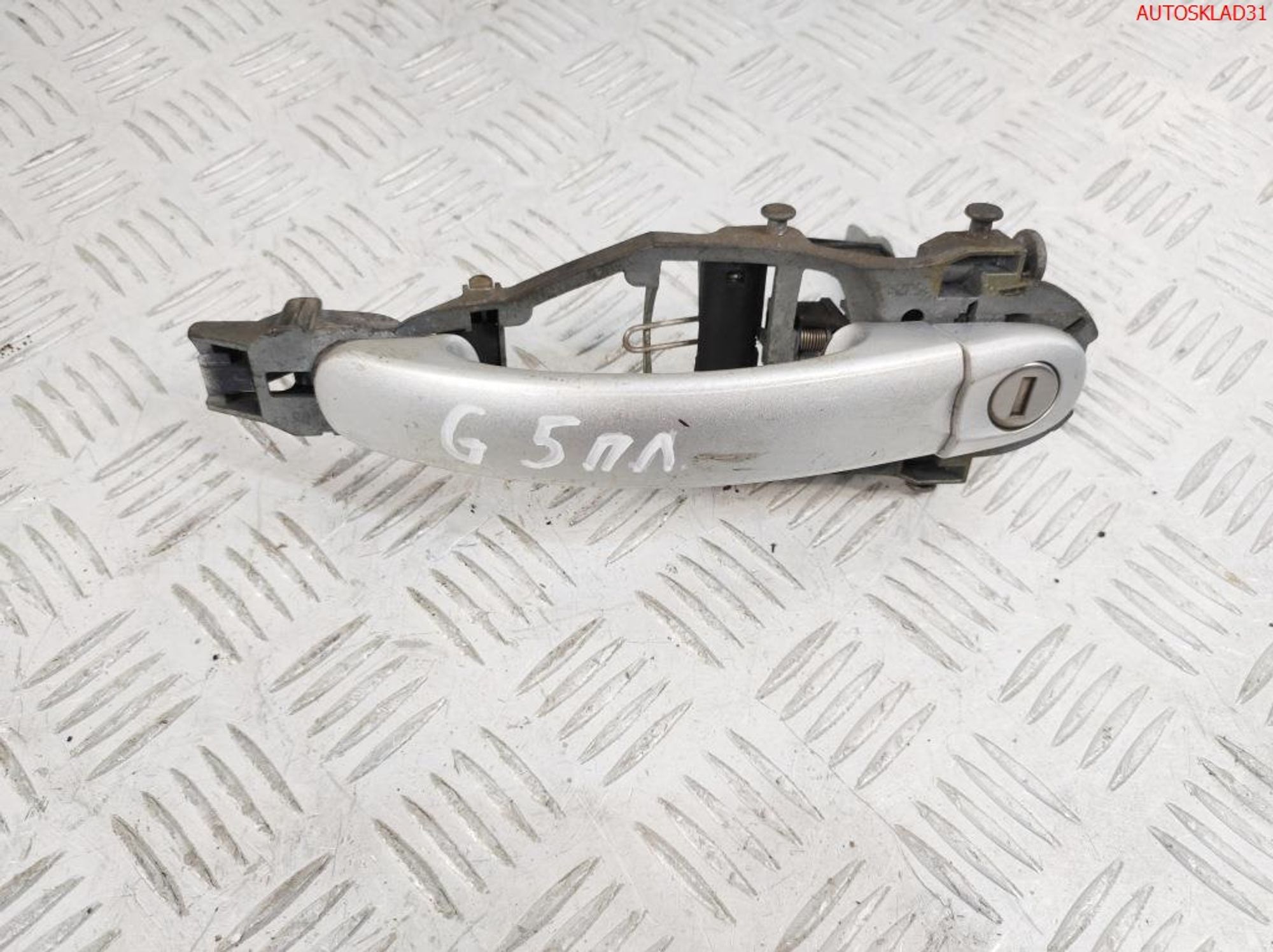 Ручка двери передняя левая VW Golf 5 1K0837885A, 2000 рублей, Дубовое