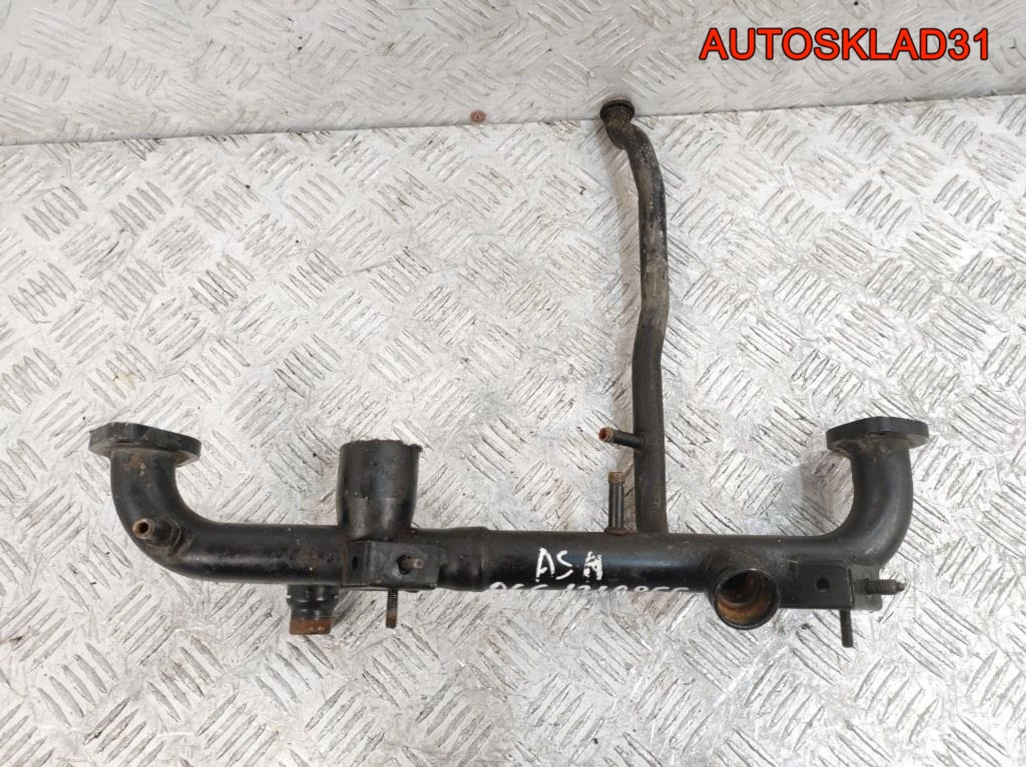 Трубка системы охлаждения Audi A4 B6 3,0 ASN 06C121085F, 1500 рублей, Дубовое