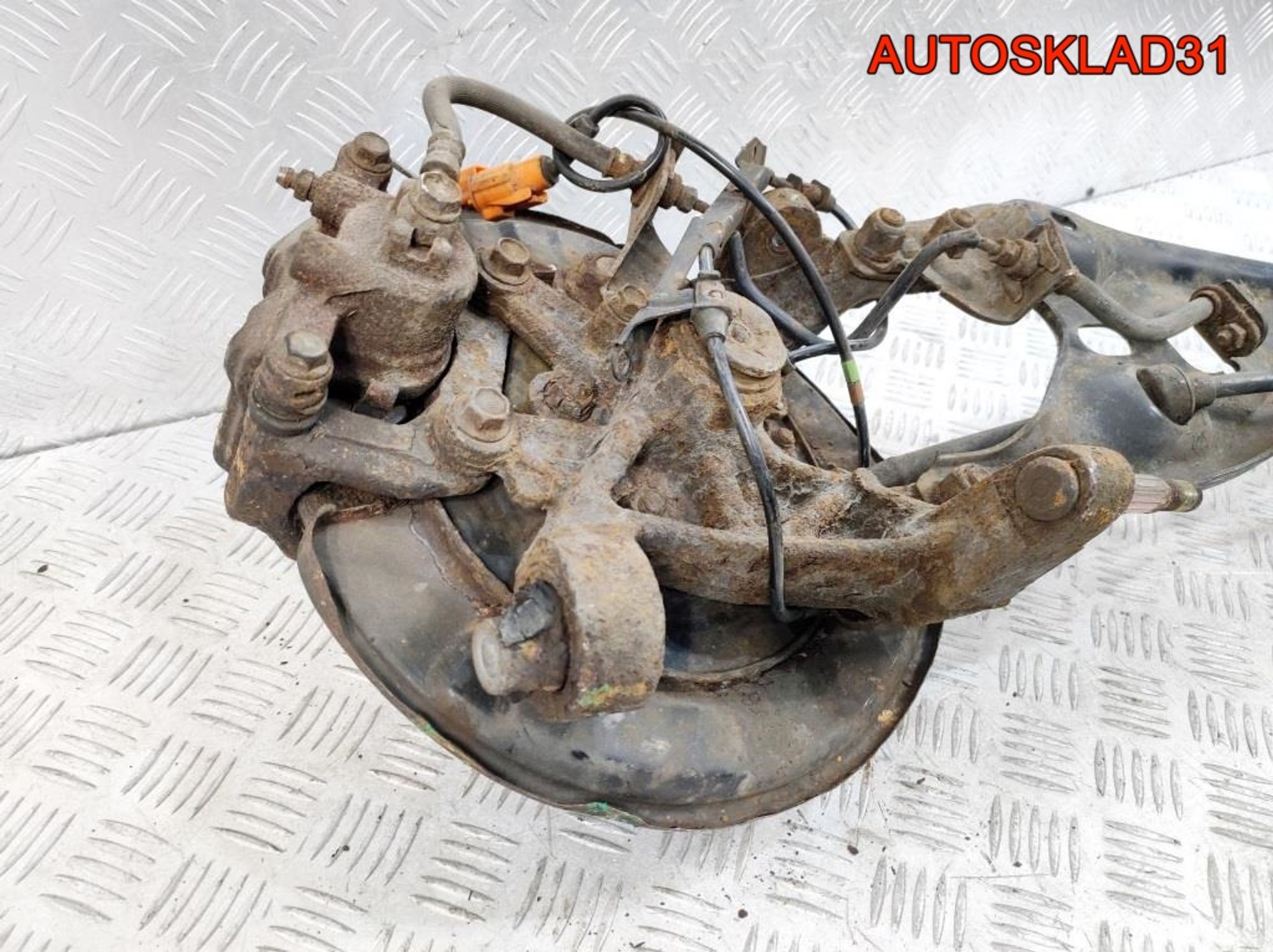 Кулак задний левый в сборе Honda Shuttle 2.3  F23A7, 6000 рублей, Дубовое