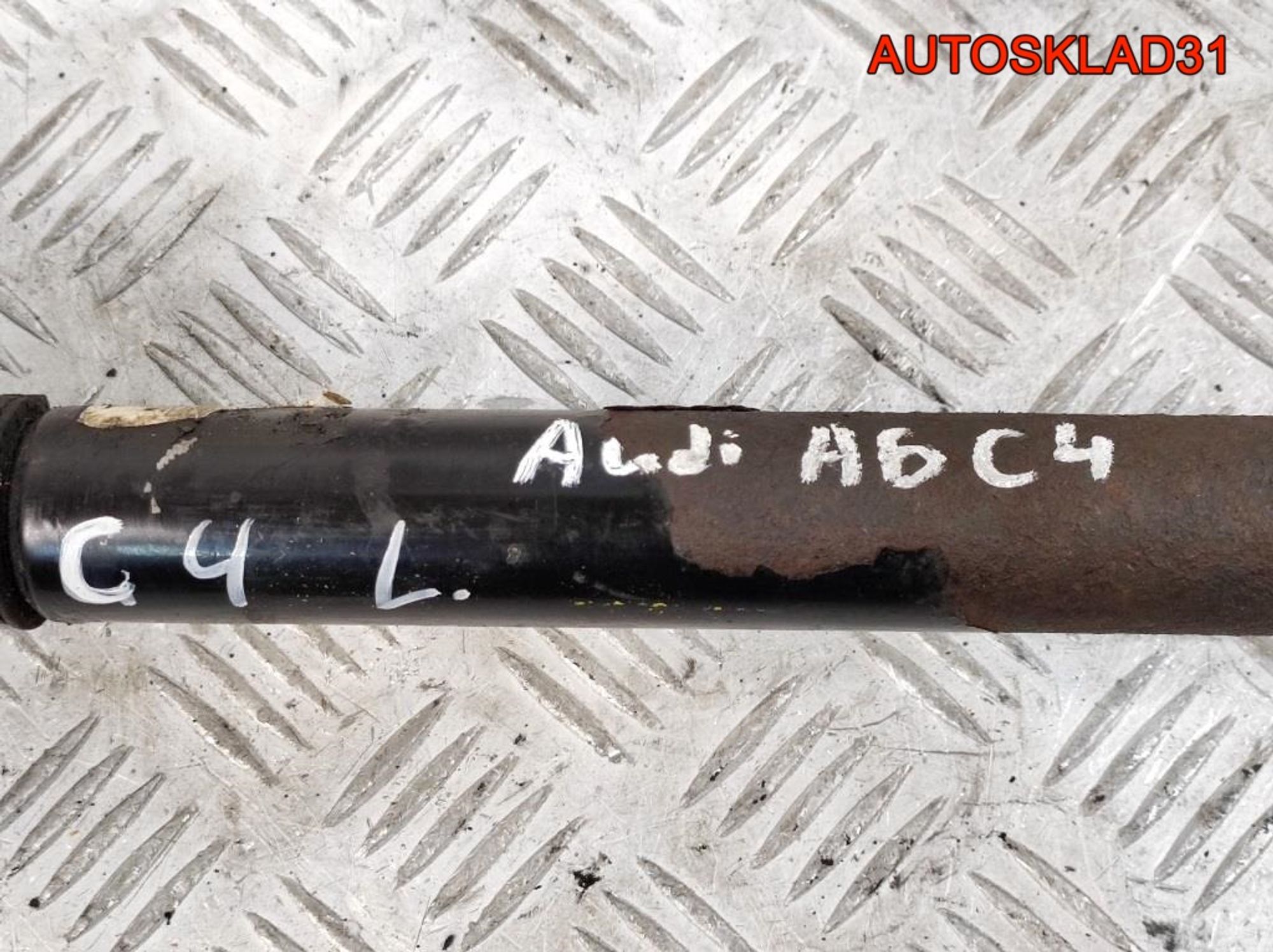 Полуось передняя правая  Audi A6 C4 4A0407272BD, 2300 рублей, Дубовое