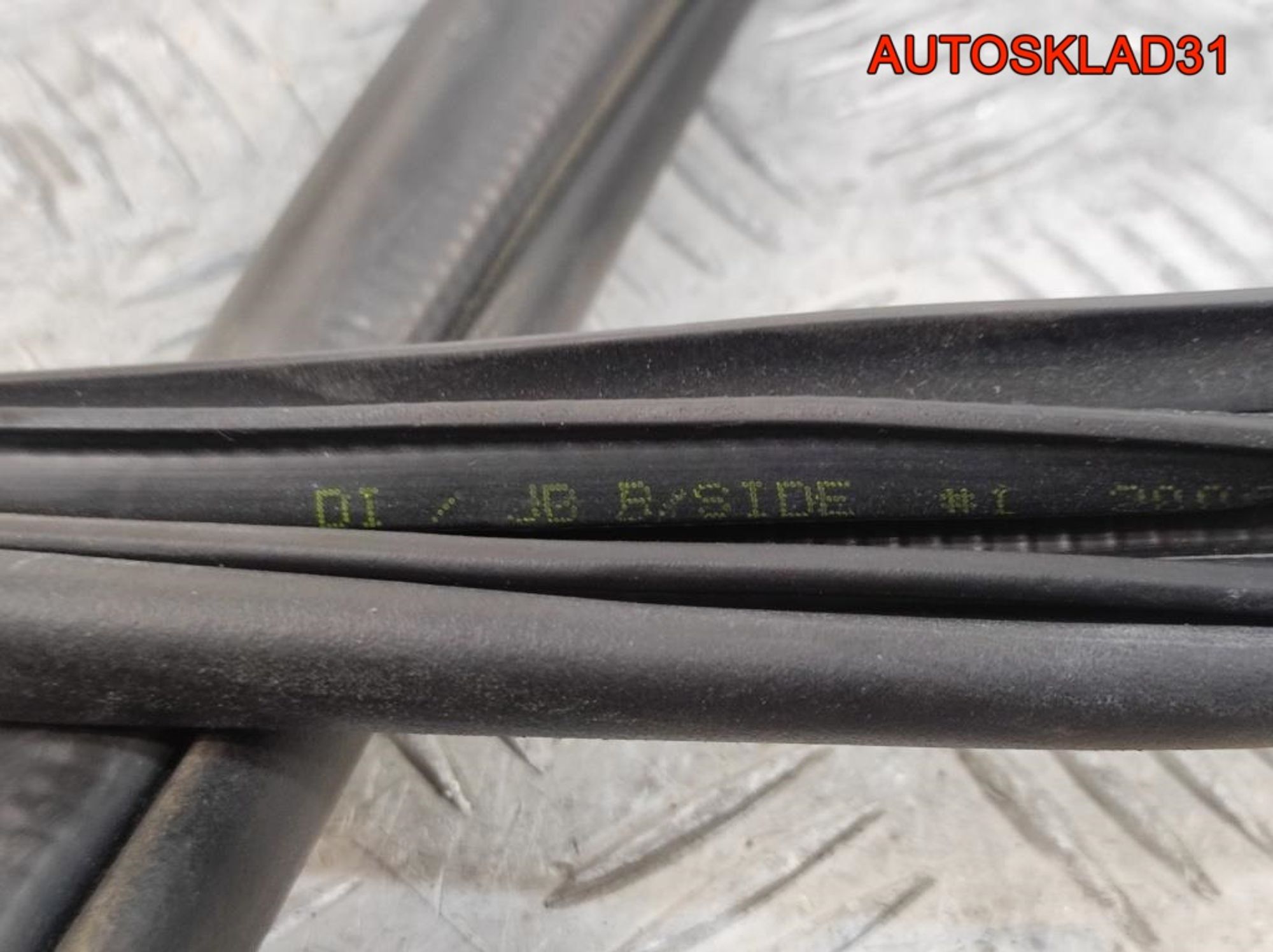 Уплотнитель двери Комплект Kia Rio 2 Хетчбэк, 4500 рублей, Дубовое