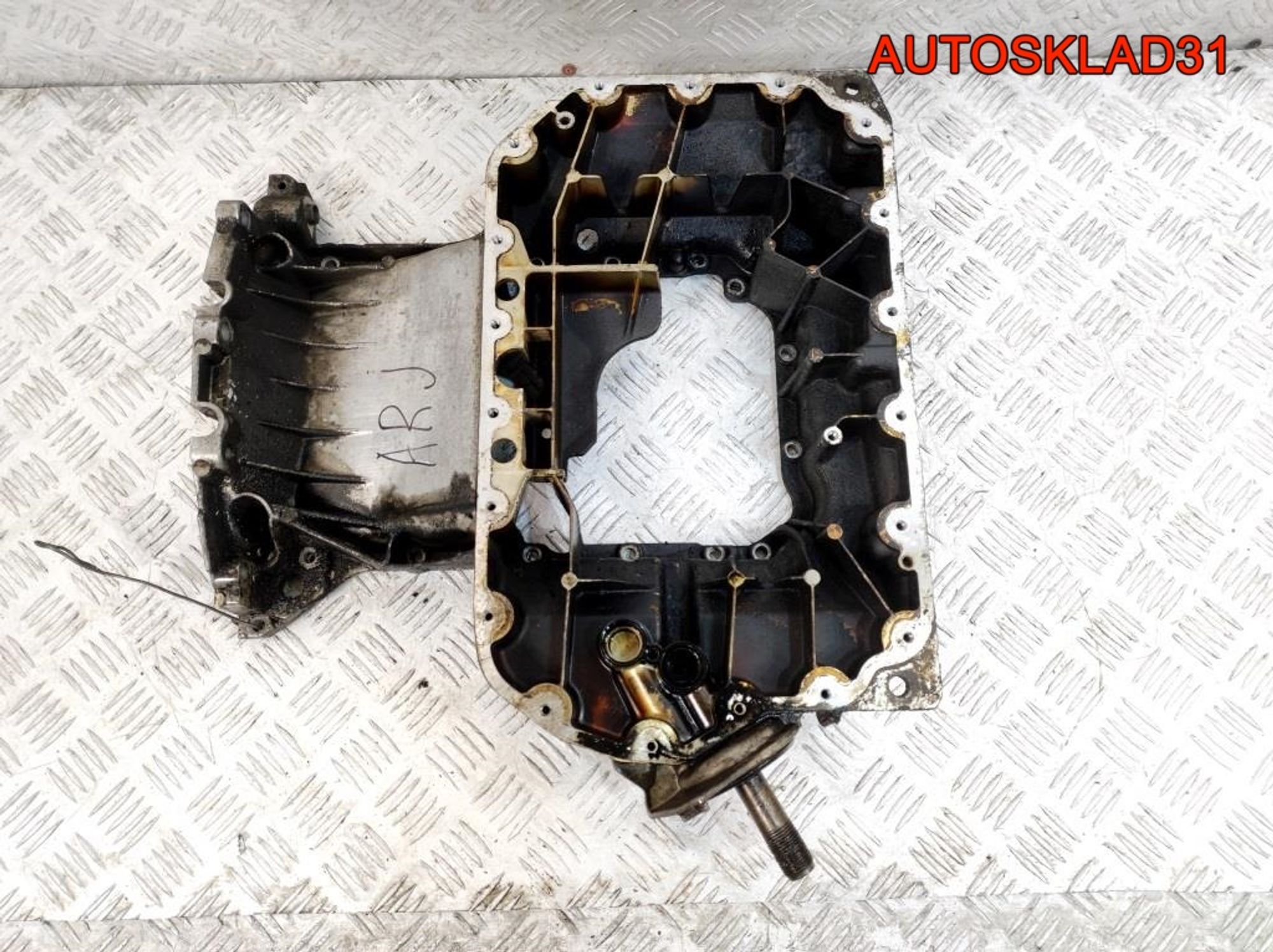 Поддон двигателя A6 C5 2,4 ARJ Бензин 078103603AF, 3500 рублей, Дубовое