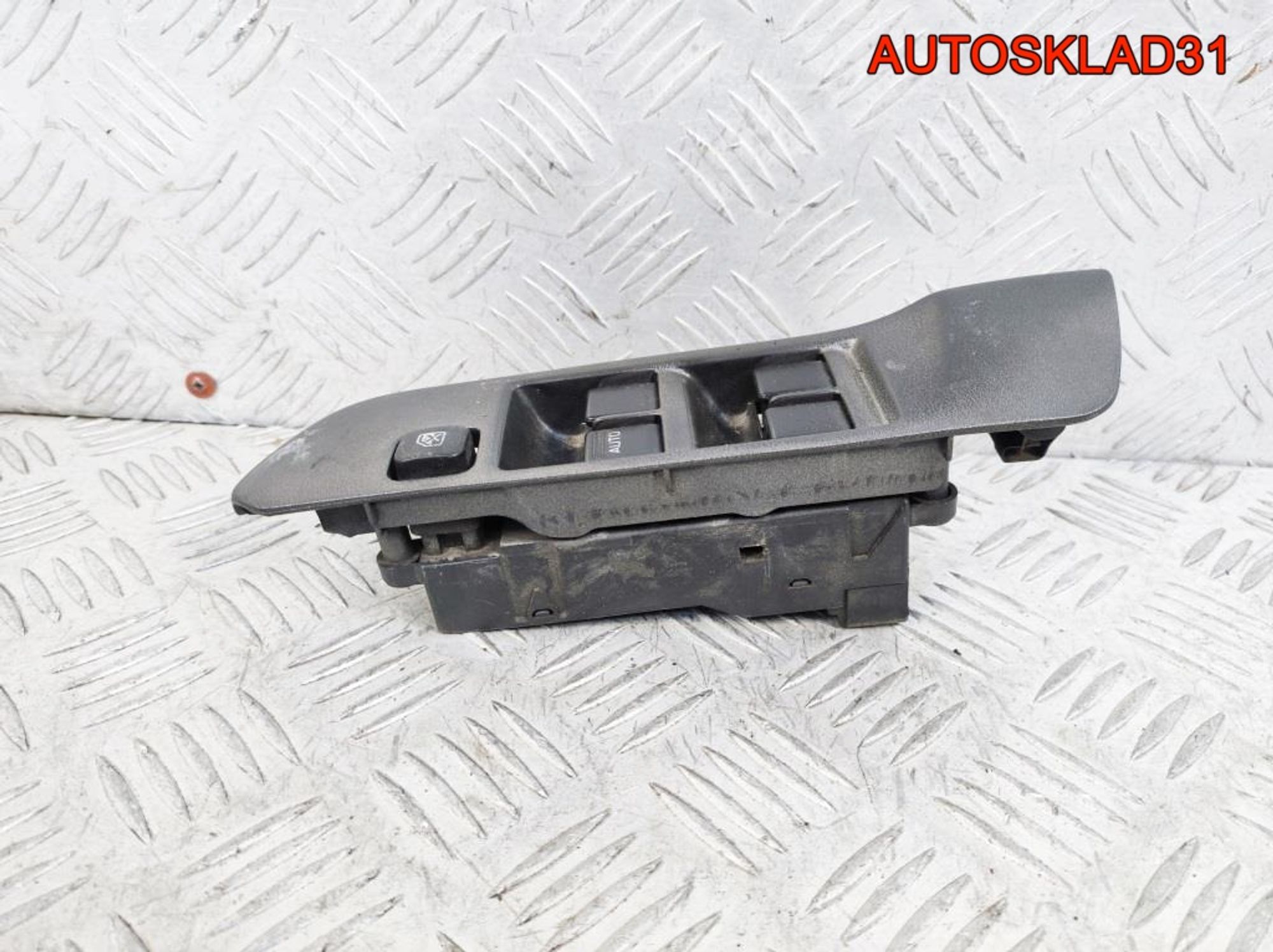 Блок стеклоподъемников Nissan Primera P11, 1300 рублей, Дубовое