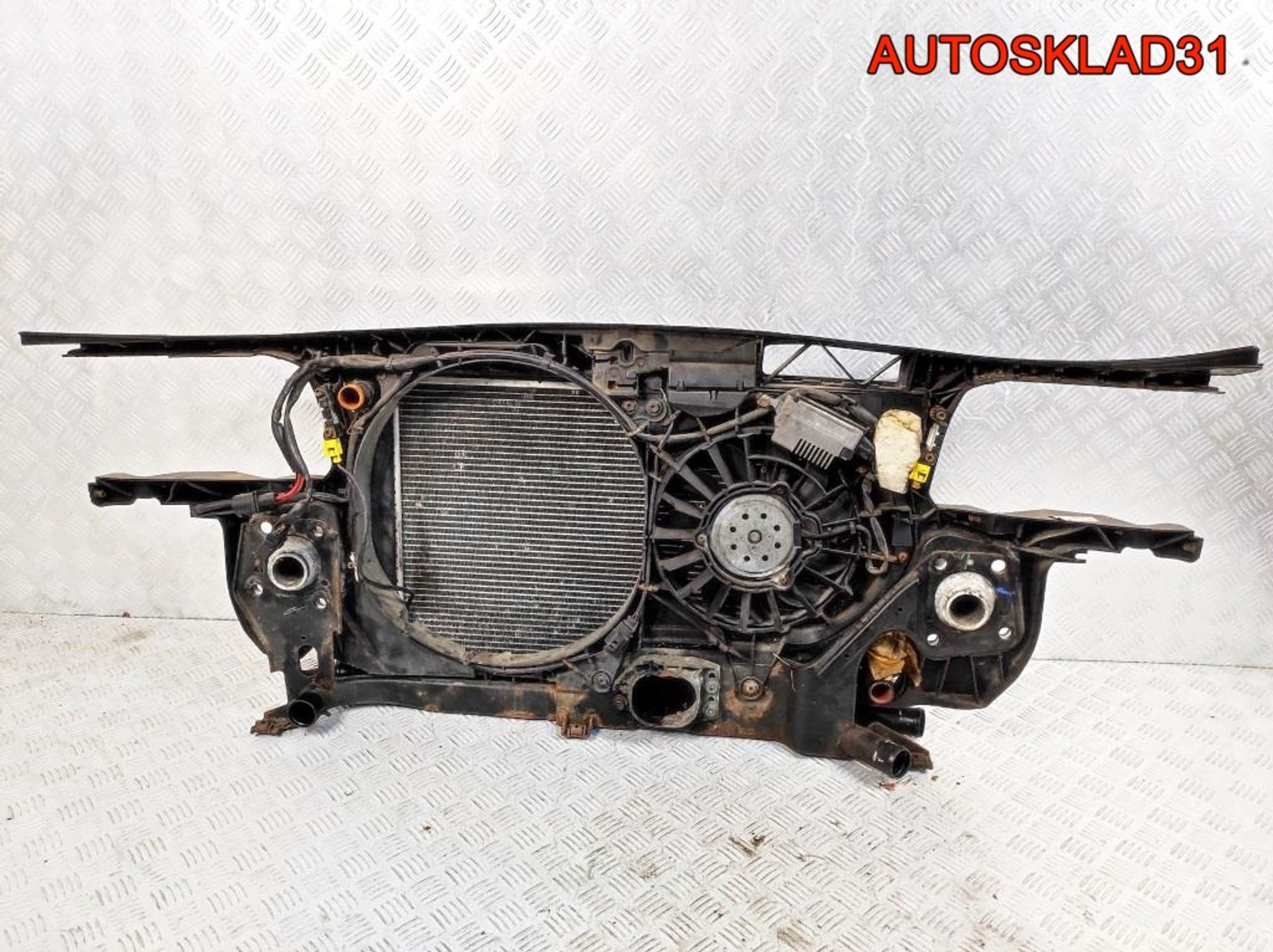 Панель передняя в сборе Audi A4 B6 2,5 Дизель 8E0805594A, 20000 рублей, Дубовое