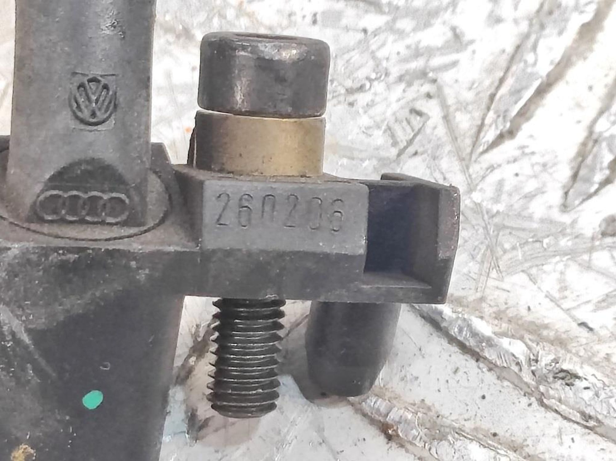 Датчик положения коленвала VW Golf 4 1,6 BAD Бензин, 1000 рублей, Дубовое