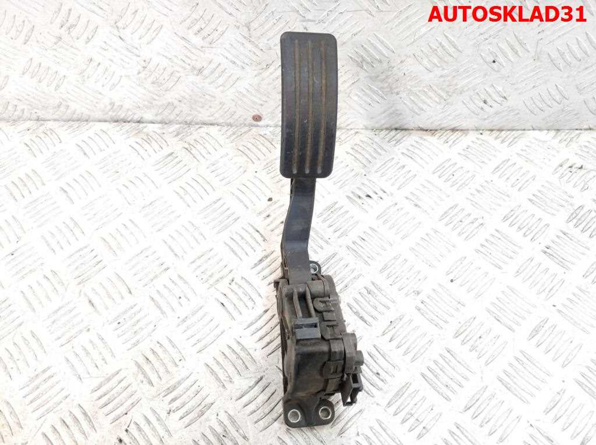 Педаль газа Renault Sandero 1 8200386506, 1500 рублей, Дубовое