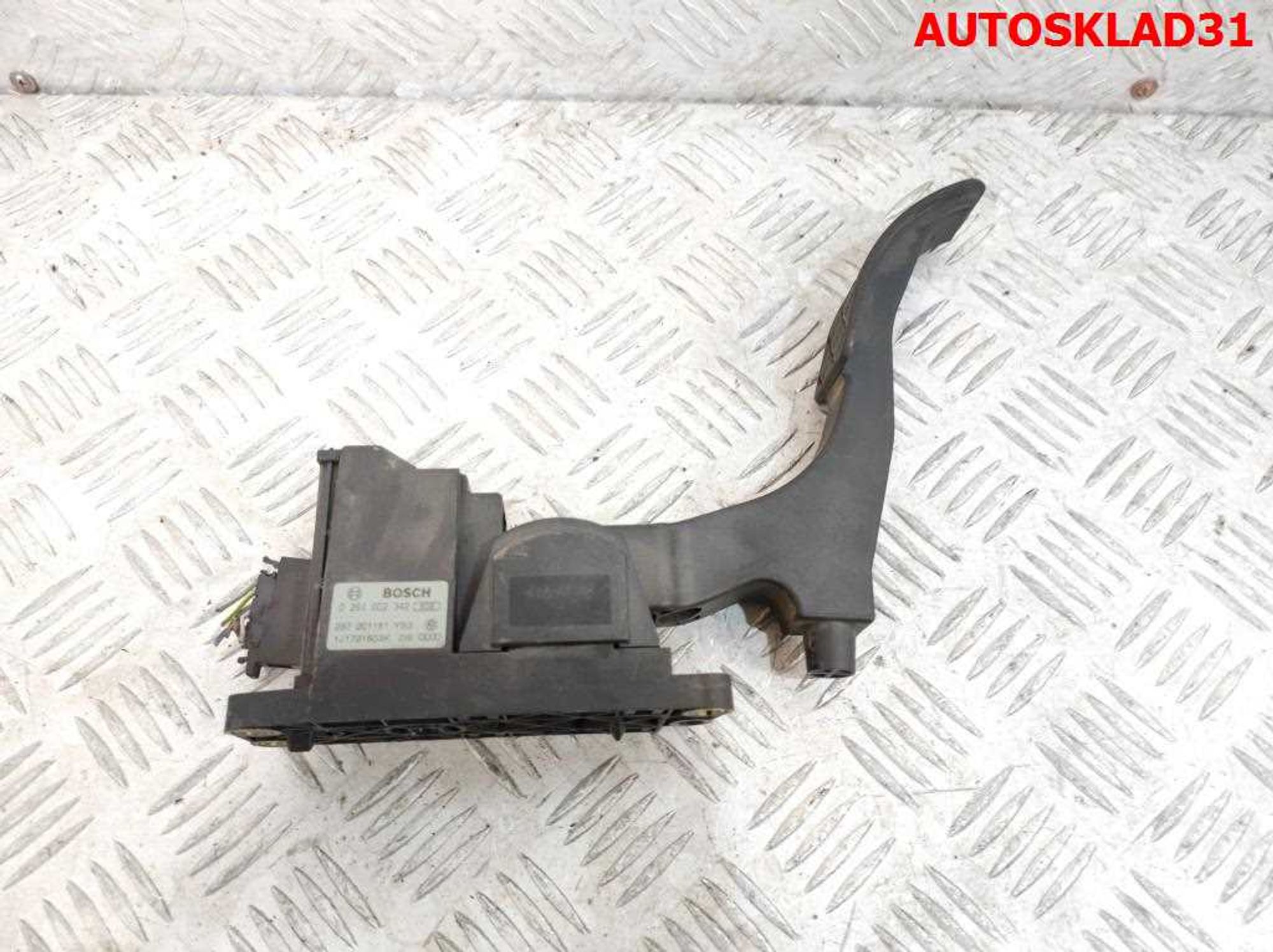 Педаль газа Volkswagen Golf 4 1J1721503K 1,9 Дизель, 1500 рублей, Дубовое